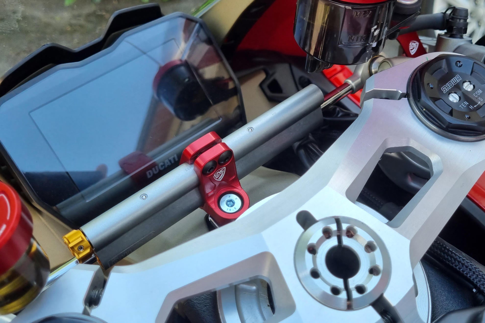 STEERING DAMPER BRACKETS BLACK CNC RACING DUCATI PANIGALE V4