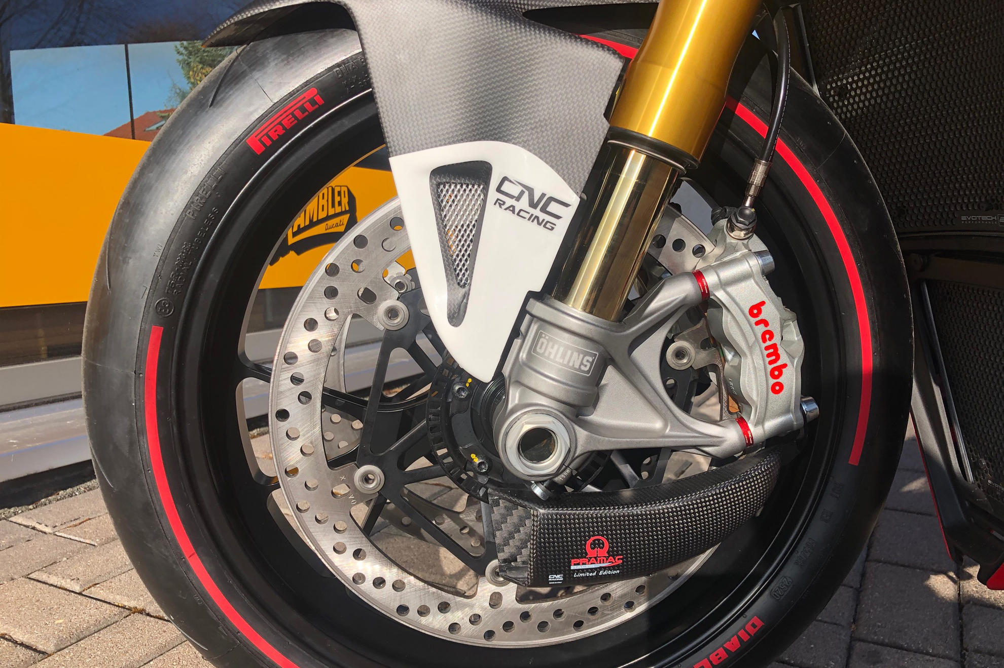 KIT MONTAGGIO GP DUCTS CNC RACING DUCATI PANIGALE V4 R 2019-21
