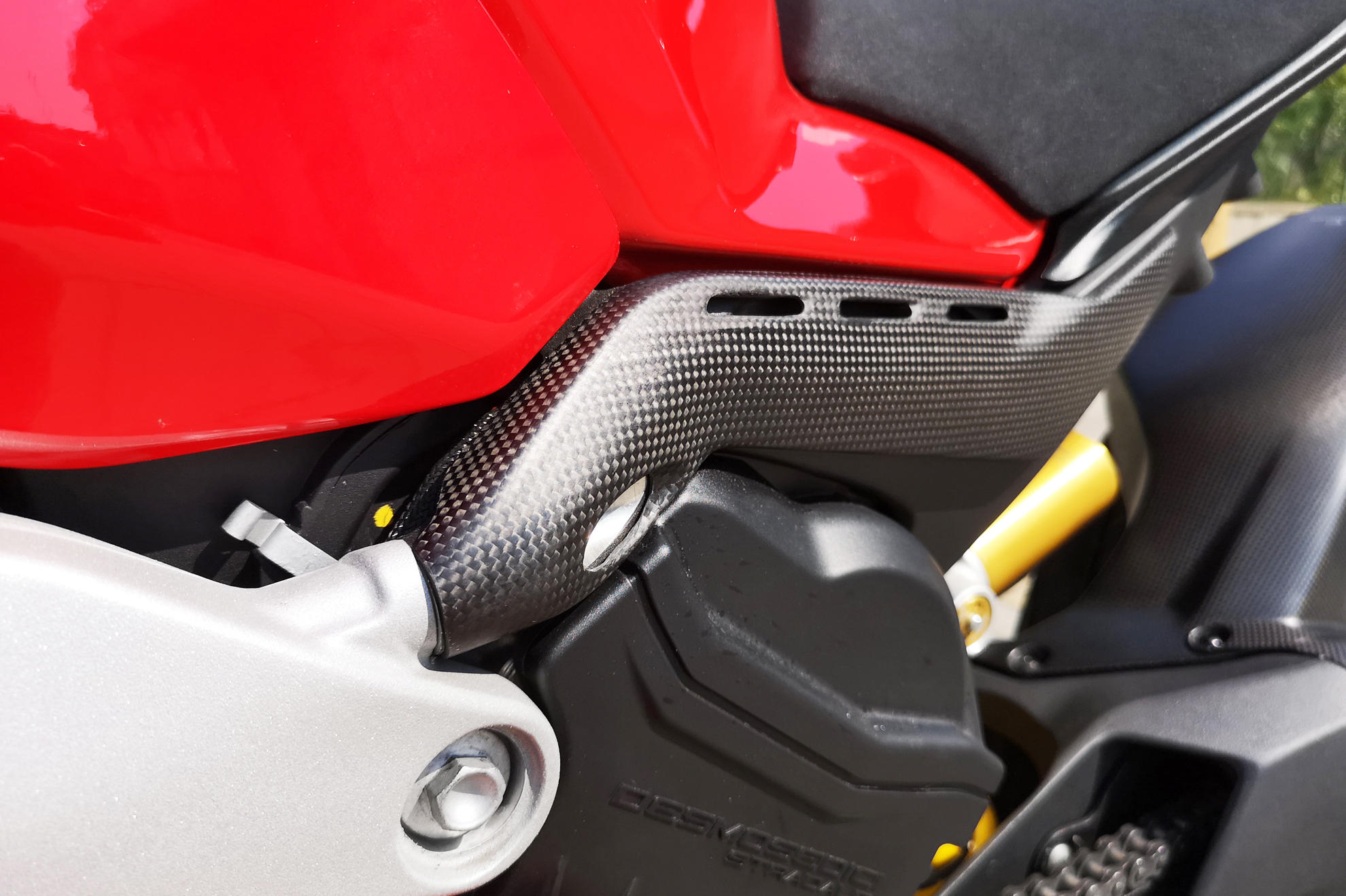 COVER TELAIETTO POSTERIORE CARBONIO CNC RACING DUCATI PANIGALE V4 2018-24
