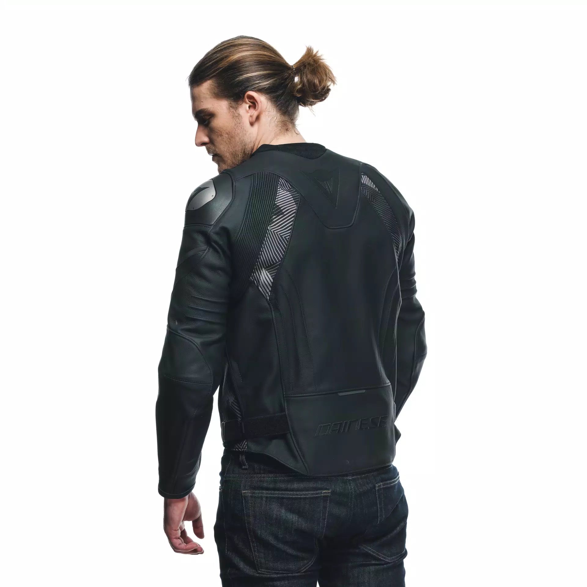 GIACCA DA MOTO IN PELLE DAINESE AVRO 5 NERA/ANTRACITE
