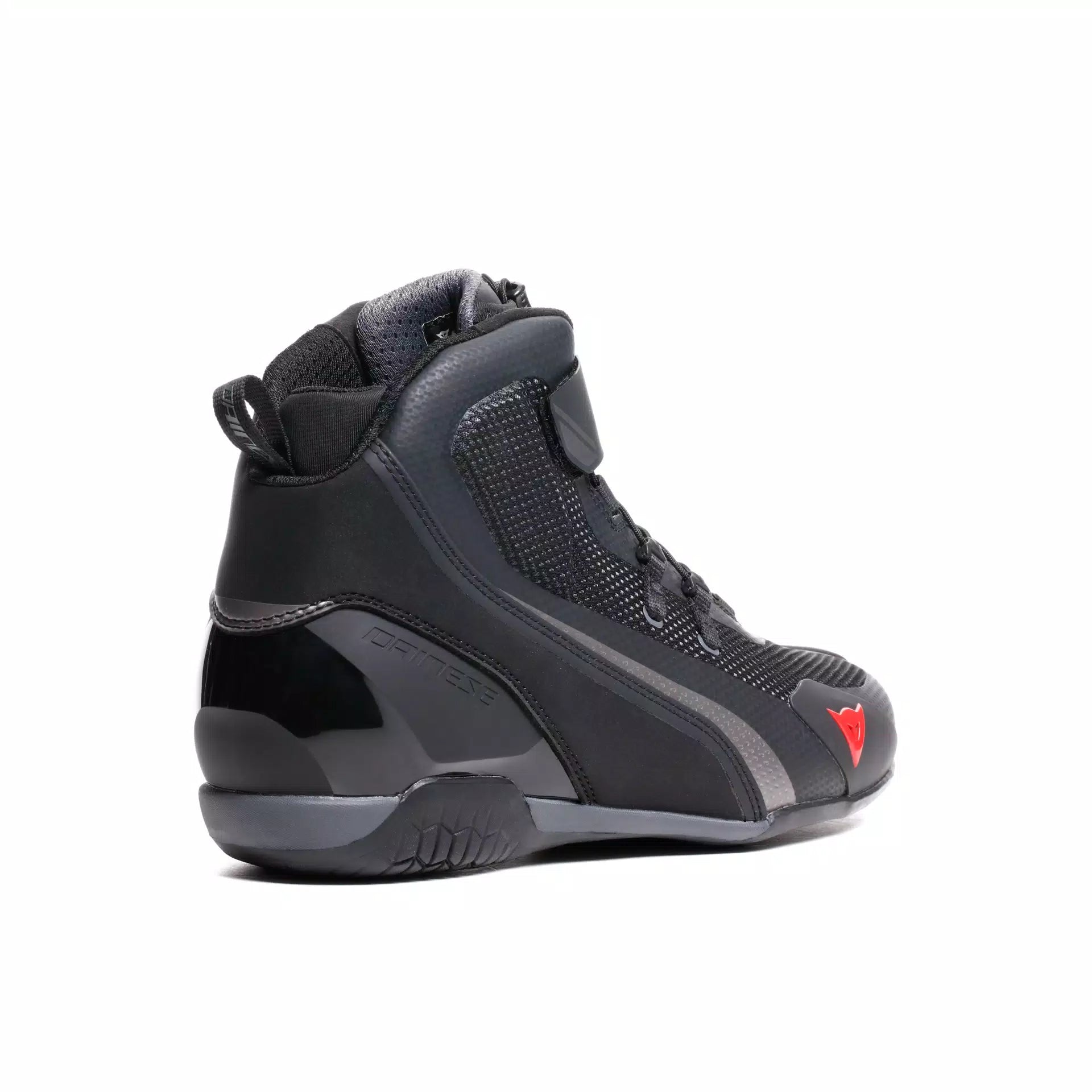 Dainese Herian Air racing summer motorcycle shoes in black and anthracite with protective design and sporty appearance.