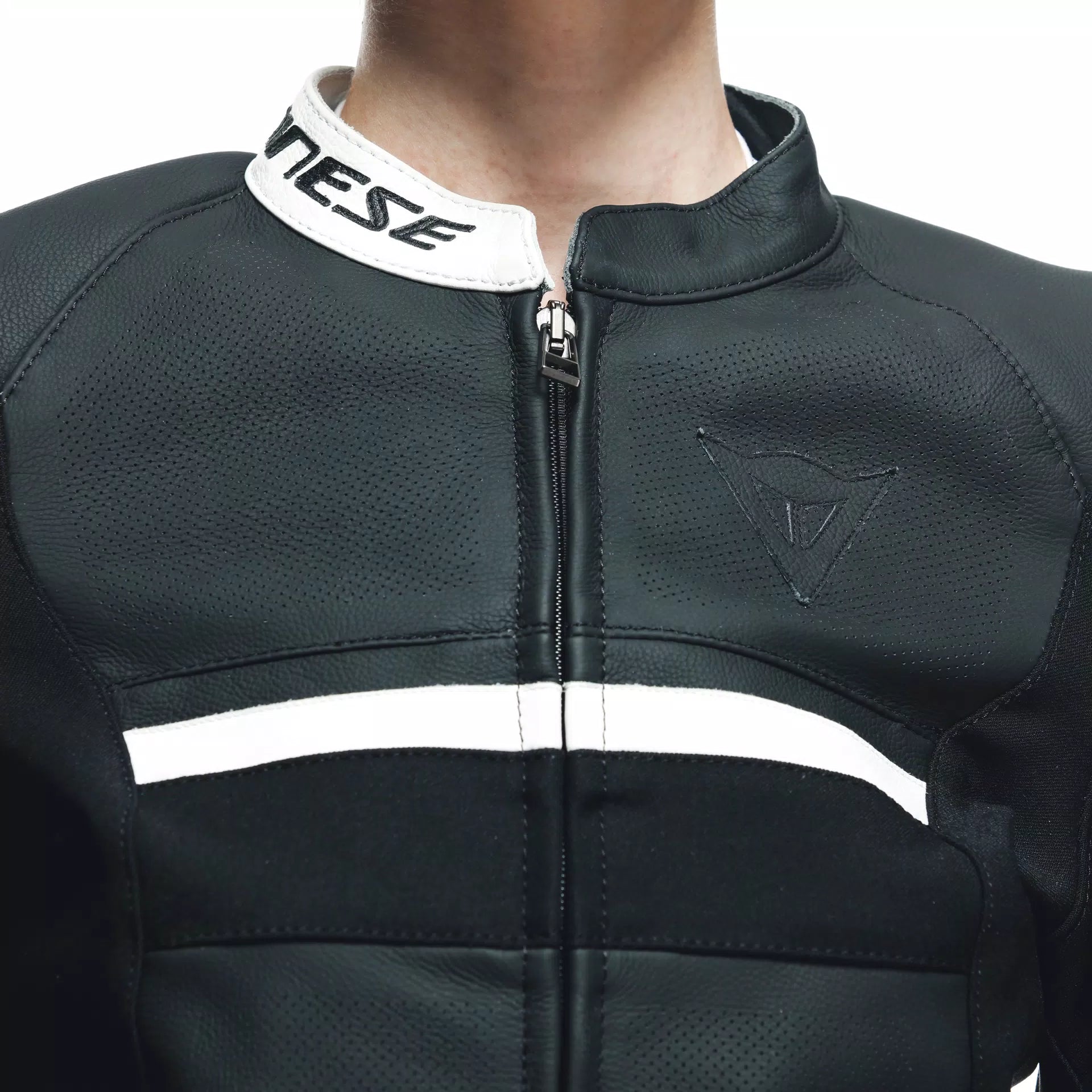 GIACCA DA MOTO IN PELLE TRAFORATA DAINESE RAPIDA LADY BIANCA/NERA - Sestamarcia Racing Part Italia S.r.l.