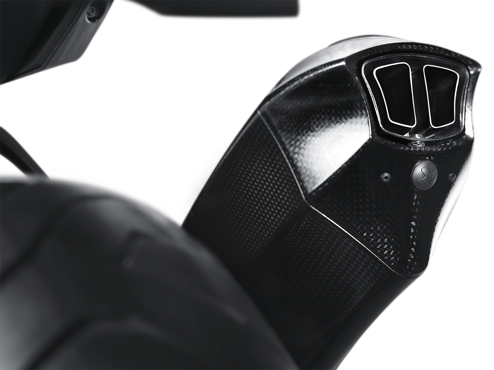 AKRAPOVIC TERMINALE CARBONIO RACING KAWASAKI NINJA H2 2015-20 - AKRAPOVIC immagine 9