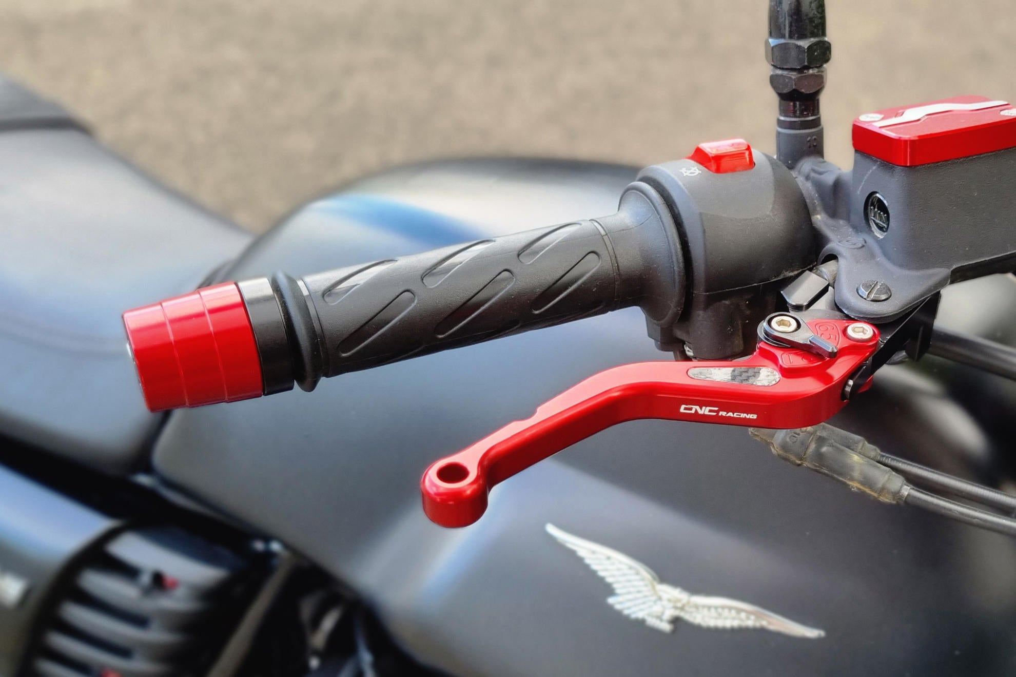 ADATTATORE PER CONTRAPPESI CNC RACING MOTO GUZZI V100 MANDELLO 2022 - 23
