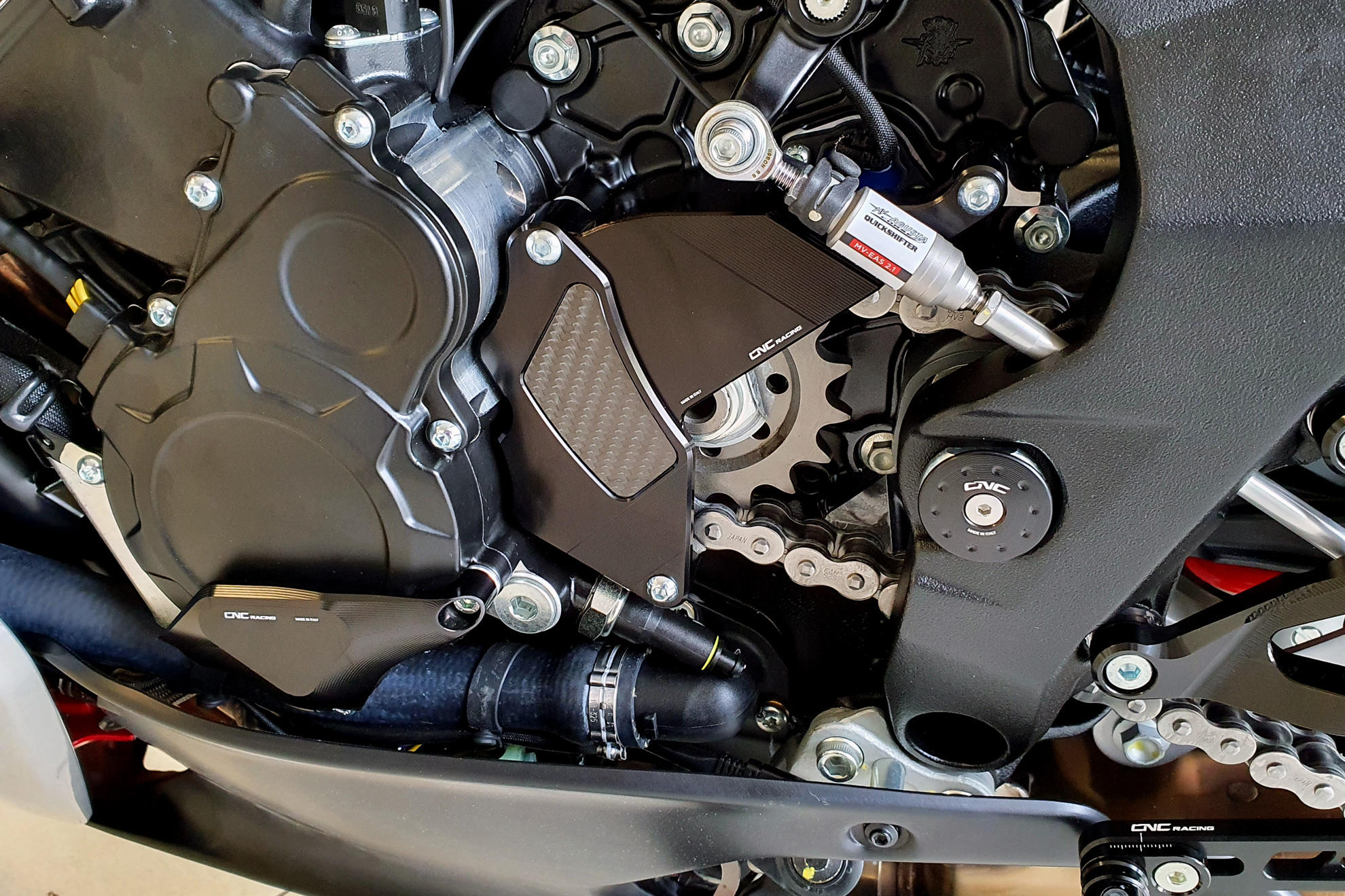 COVER PIGNONE CNC RACING MV AGUSTA DRAGSTER 800 2014 - 17