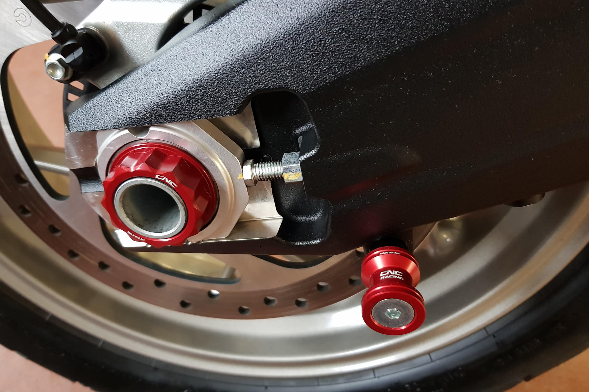 DADO RUOTA POSTERIORE CNC RACING DUCATI MULTISTRADA 950 V2