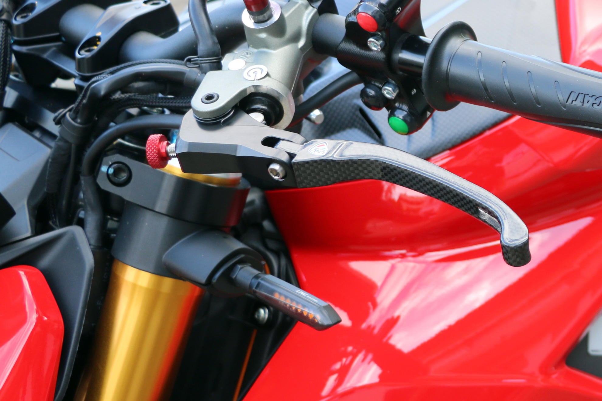 ADATTATORI FRECCE ANTERIORI CNC RACING DUCATI MONSTER 821