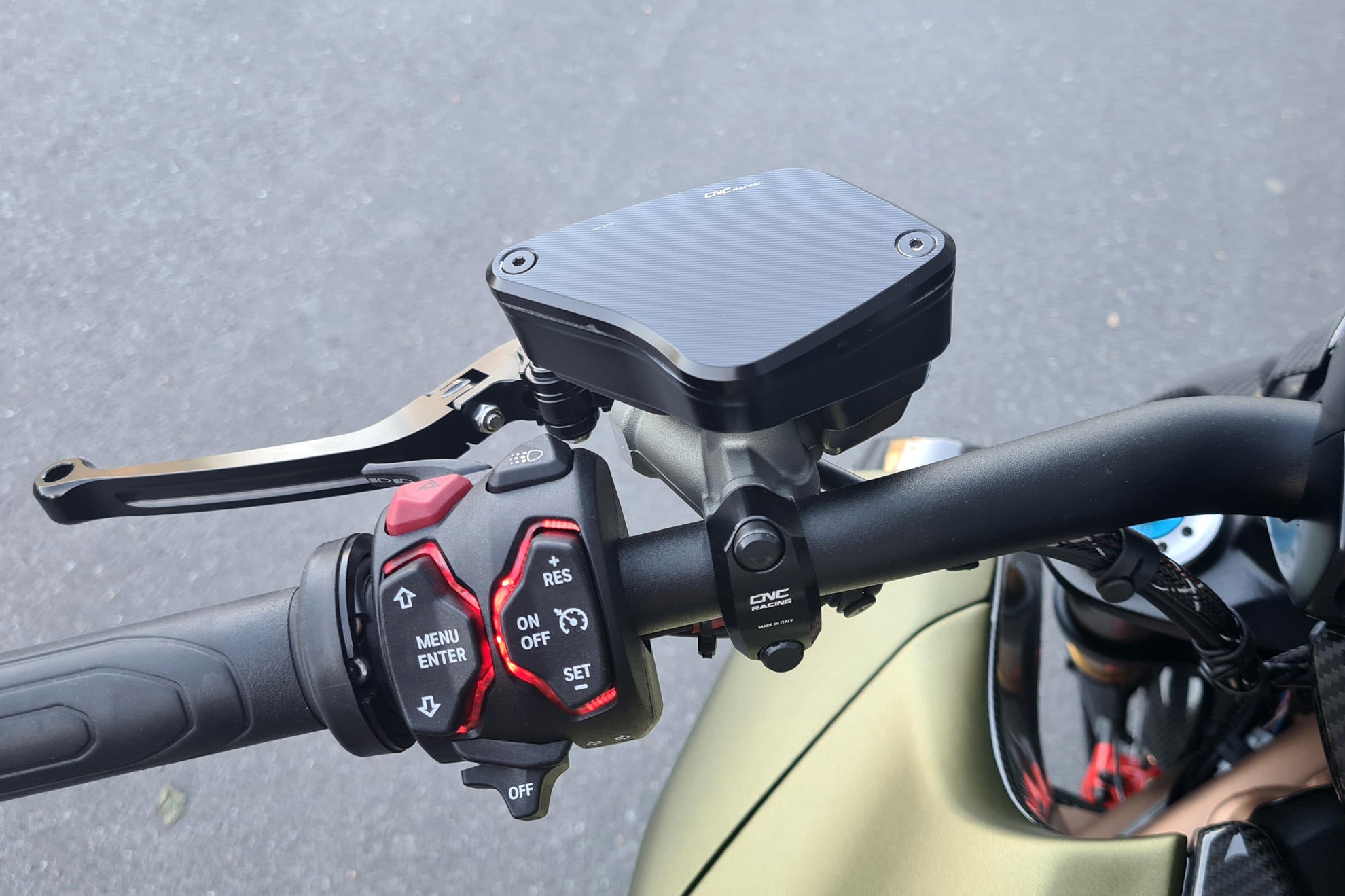 TAPPI SERBATOI FLUIDO FRENO E FRIZIONE STREAKS DUCATI DIAVEL 1200