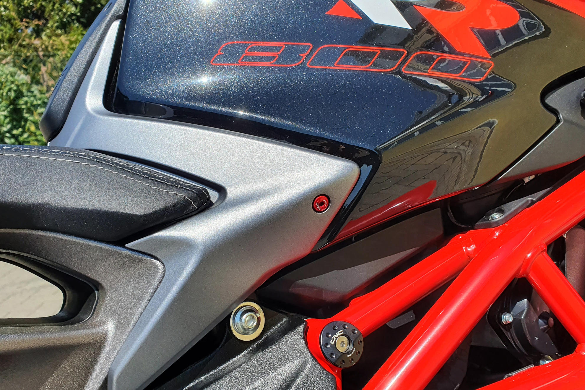 KIT VITI FIANCHETTI SERBATOIO CNC RACING MV AGUSTA DRAGSTER 800 RC 2018-20