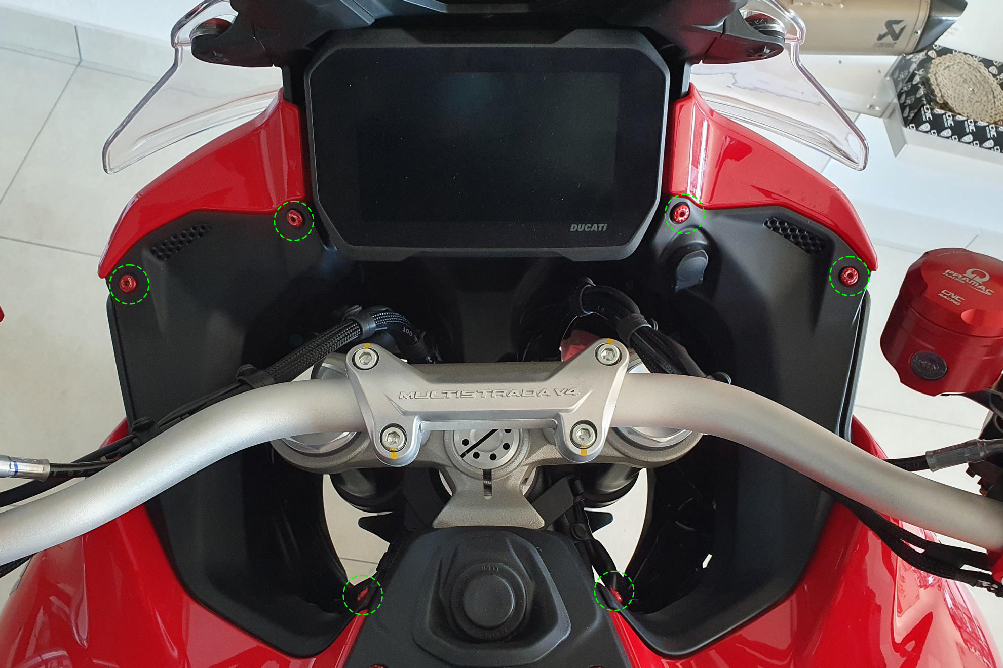 KIT VITI COVER PLANCIA CNC RACING DUCATI MULTISTRADA V4