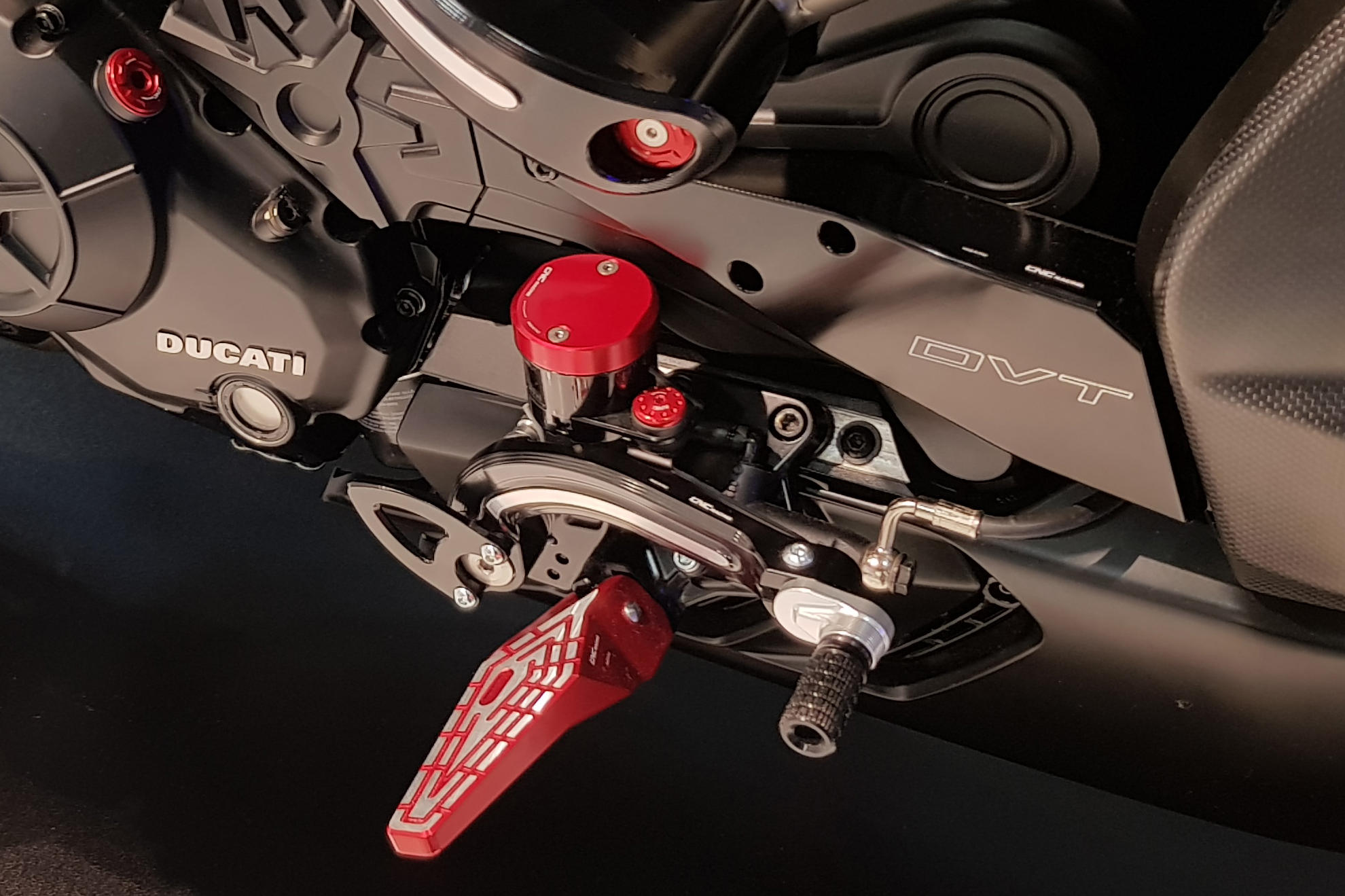 VITE VASCHETTA FRENO POSTERIORE CNC RACING DUCATI XDIAVEL 1262 S 2016-23