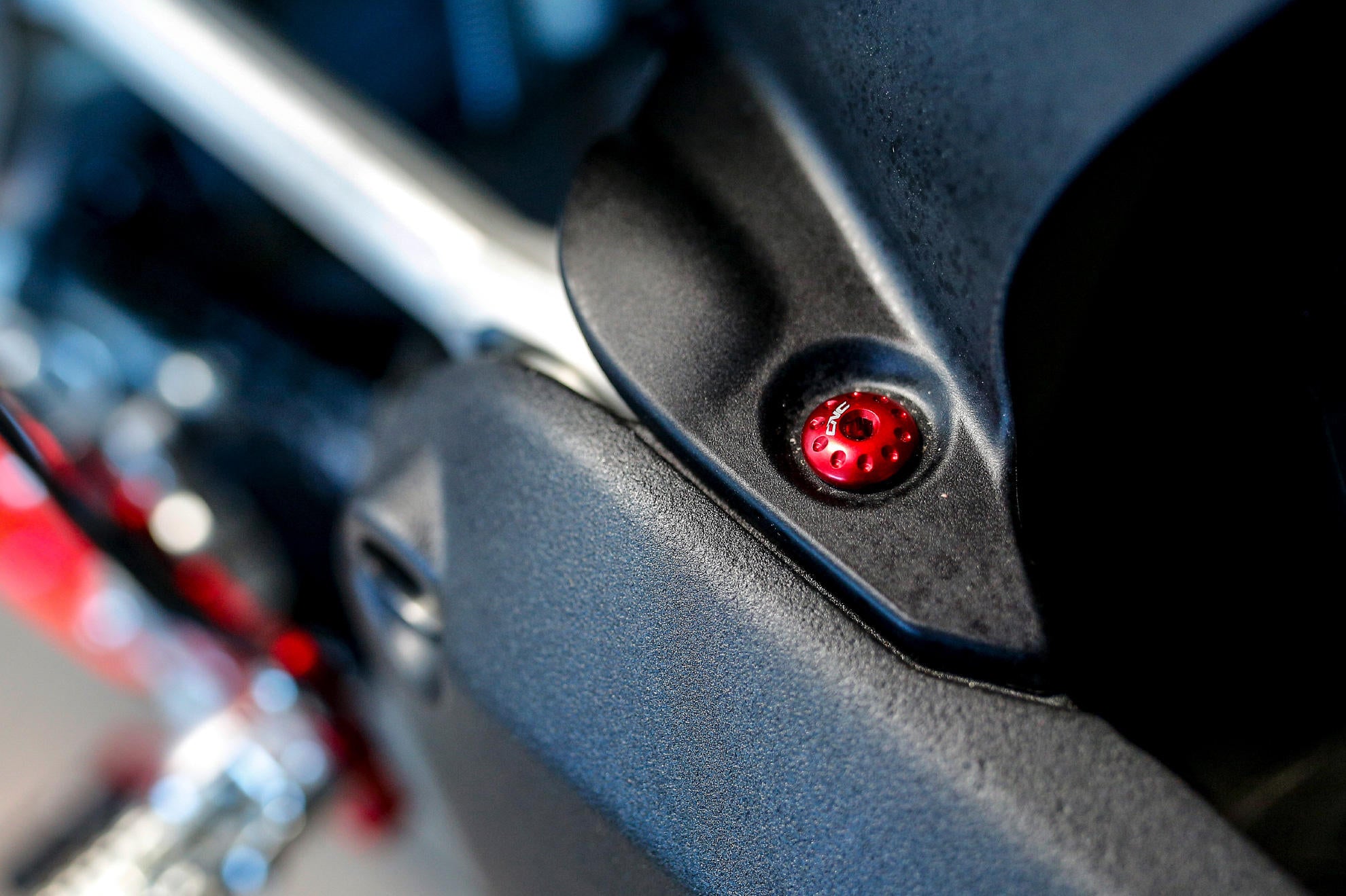 KIT VITI PARAFANGO POSTERIORE CNC RACING DUCATI DIAVEL V4