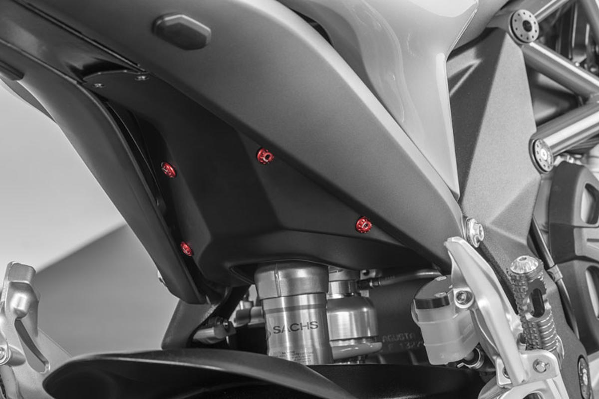 KIT VITI SOTTOCODONE CNC RACING MV AGUSTA TURISMO VELOCE 800 ROSSO 2020-23