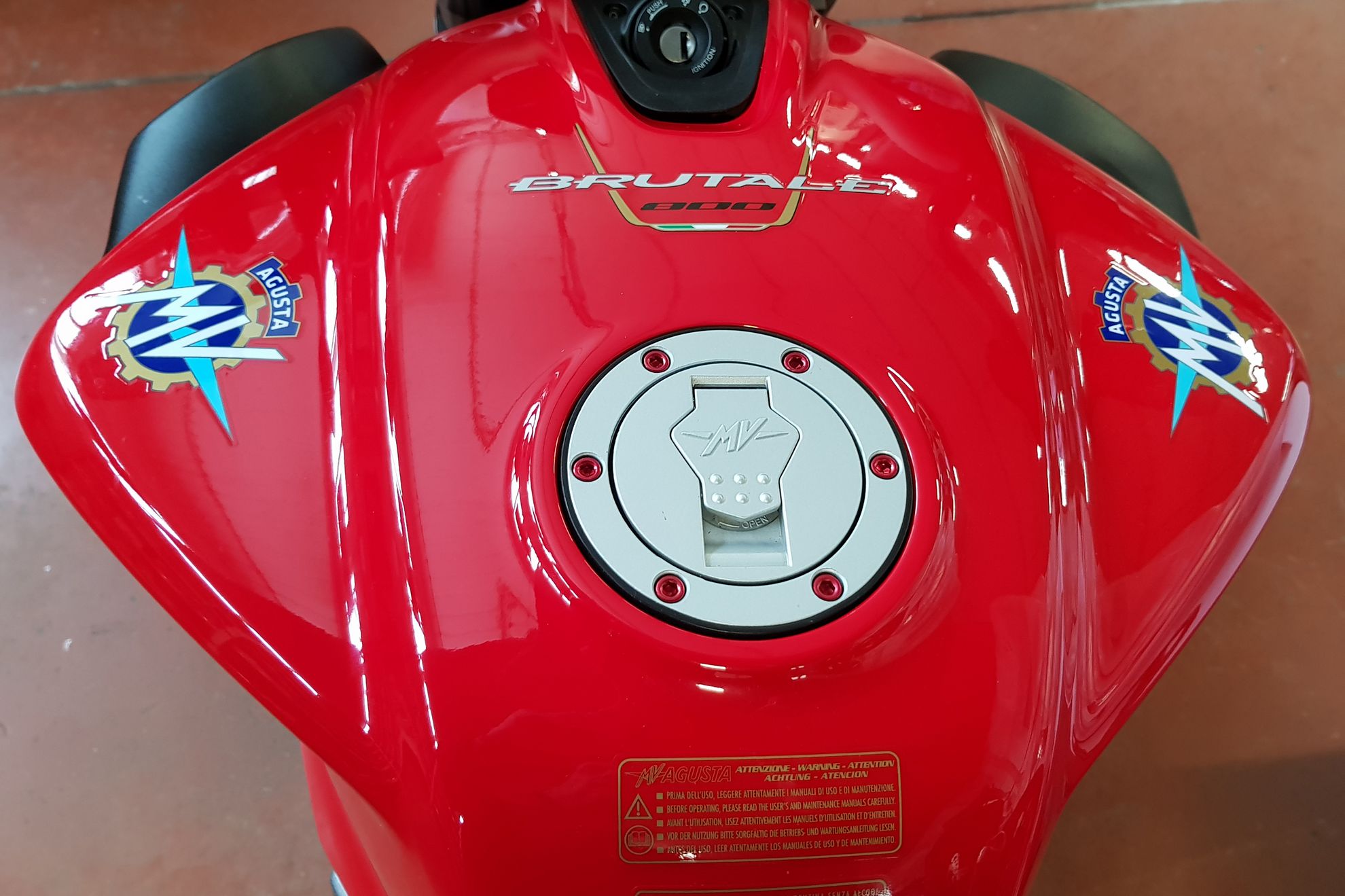 VITI TAPPO SERBATOIO CNC RACING MV AGUSTA BRUTALE 800 2012-19