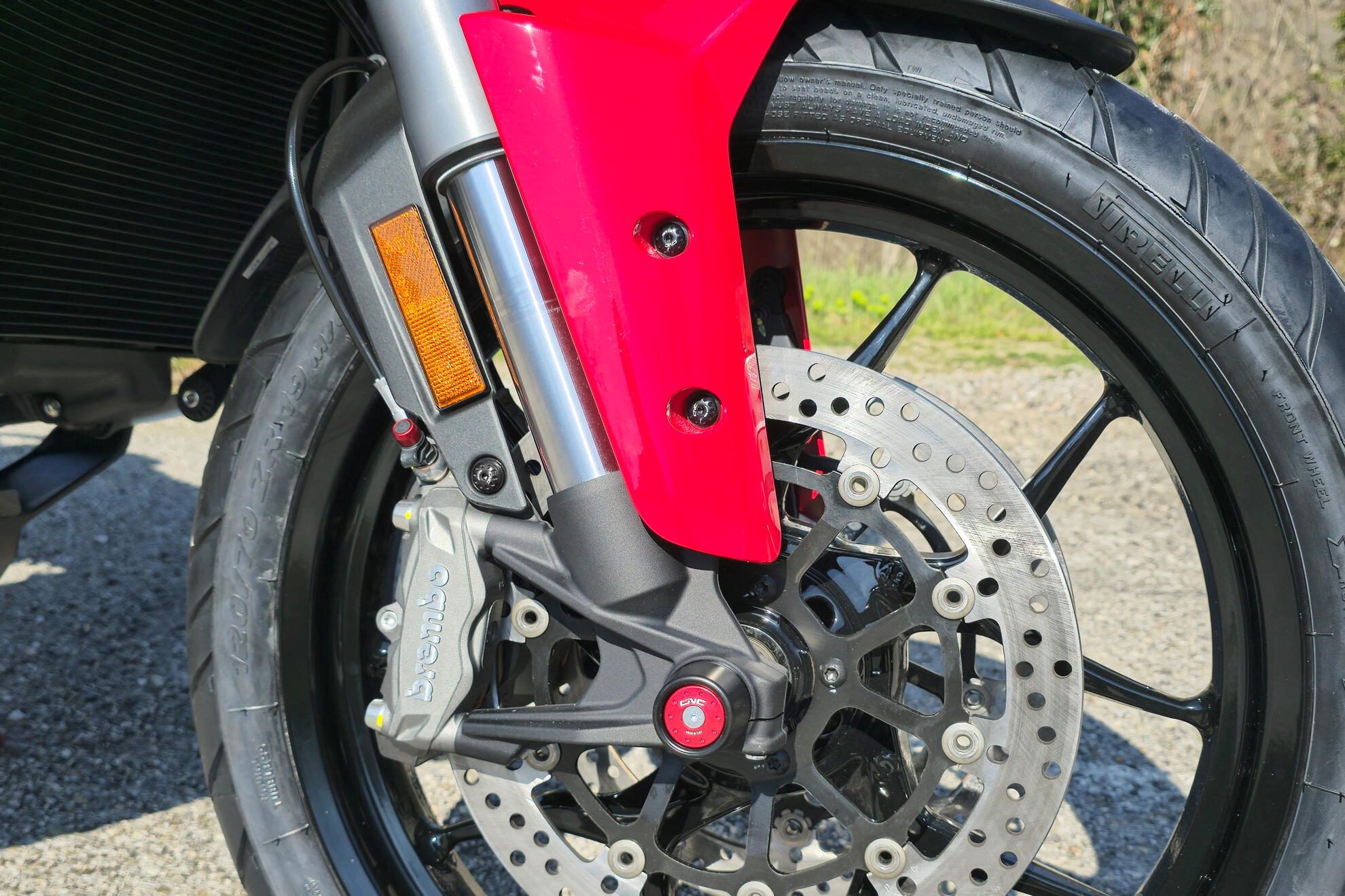 VITI PARAFANGO ANTERIORE CNC RACING DUCATI MULTISTRADA V4