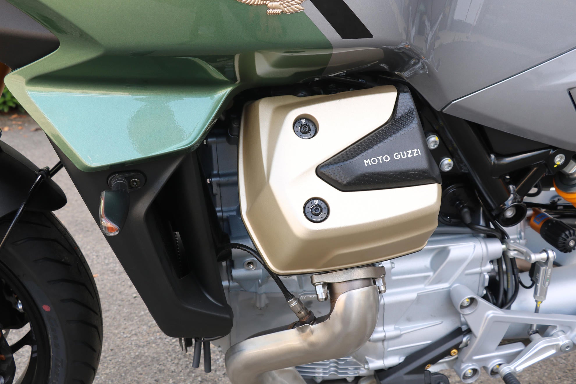 BORCHIE VITI TESTA CILINDRO CNC RACING MOTO GUZZI V100 MANDELLO