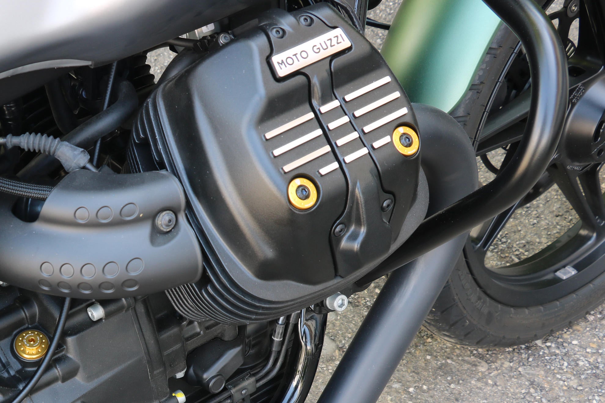 BORCHIE VITI TESTA CILINDRO CNC RACING MOTO GUZZI V85 TT