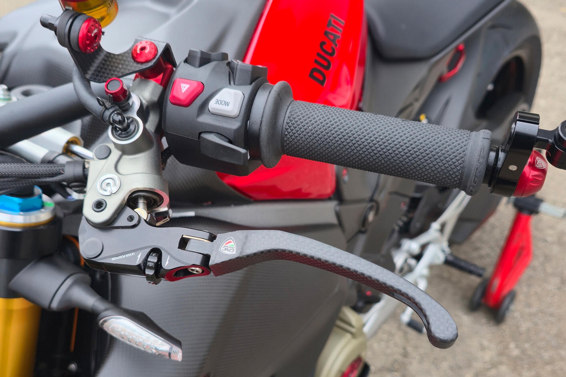 LEVA FRIZIONE RACE EVO CARBONIO OPACO CNC RACING DUCATI PANIGALE 1199 R