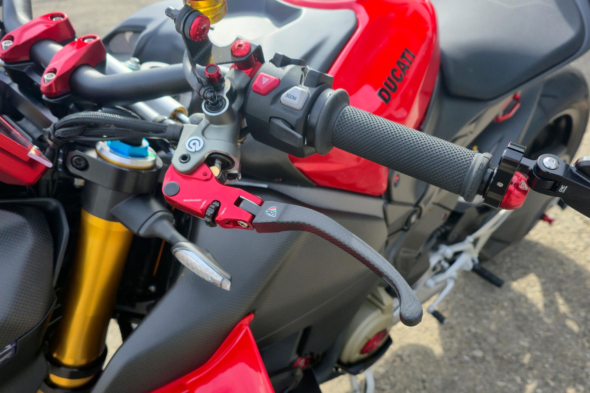 LEVA FRIZIONE RACE EVO CARBONIO OPACO CNC RACING DUCATI MULTISTRADA 1200