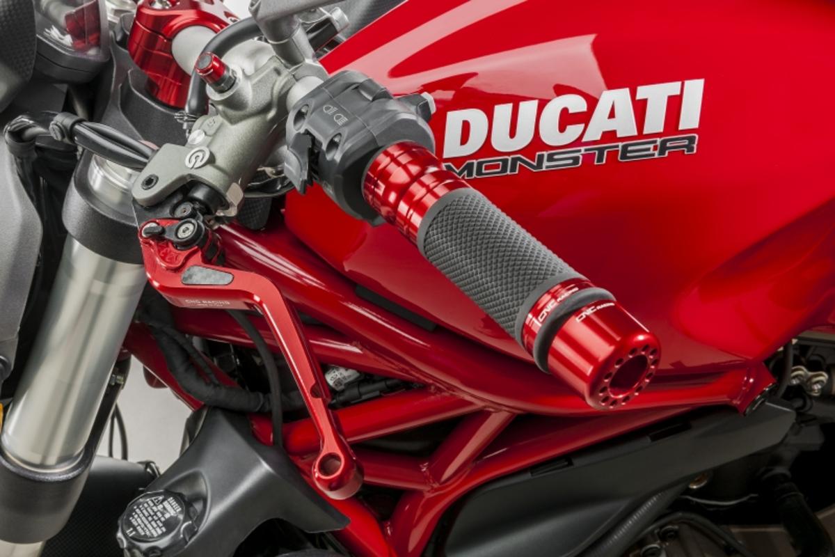 COVER KIT NERO VALVOLE SPURGO FRENI BREMBO CNC RACING