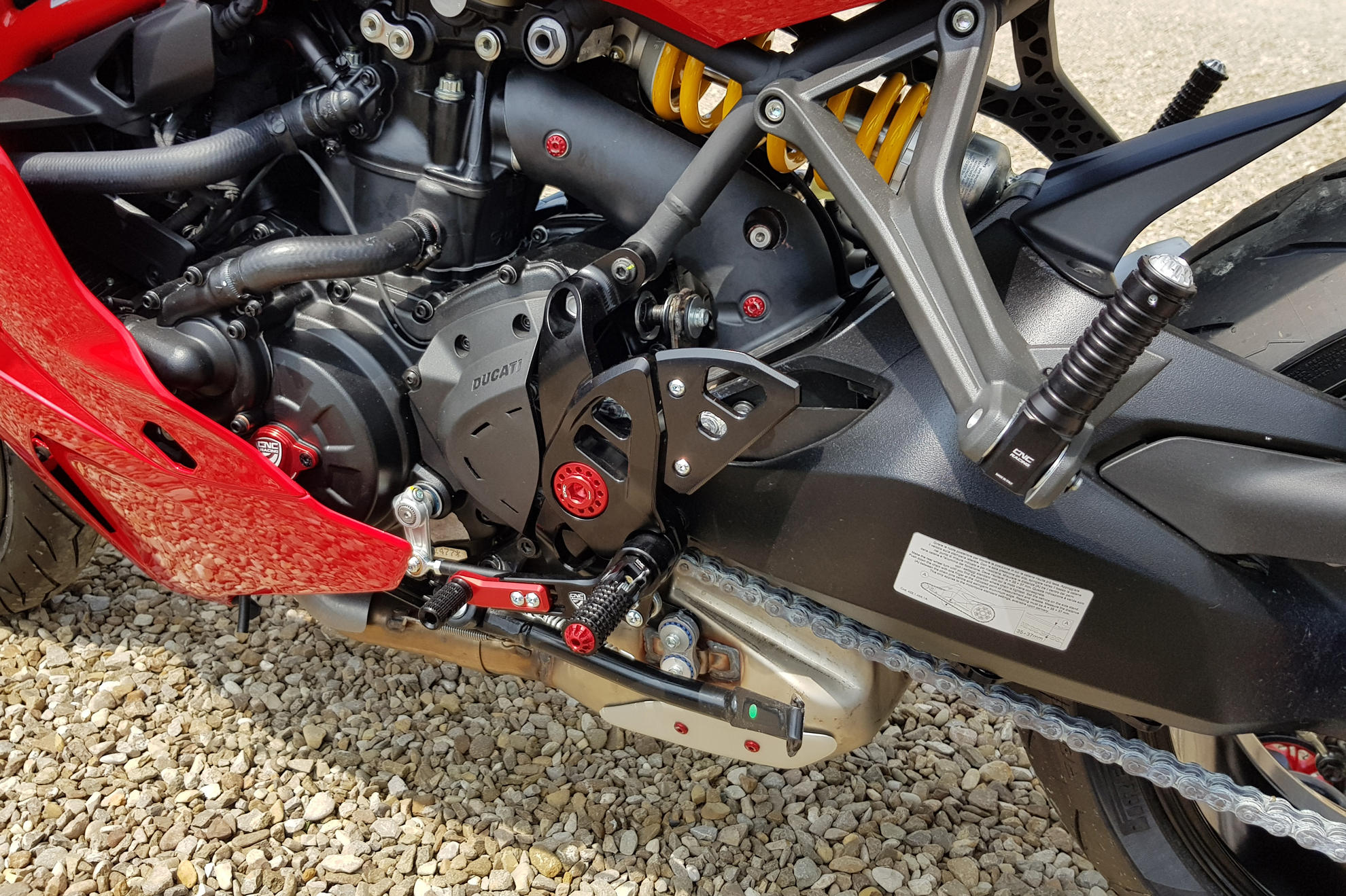 PEDANE REGOLABILI CNC RACING DUCATI MONSTER 821