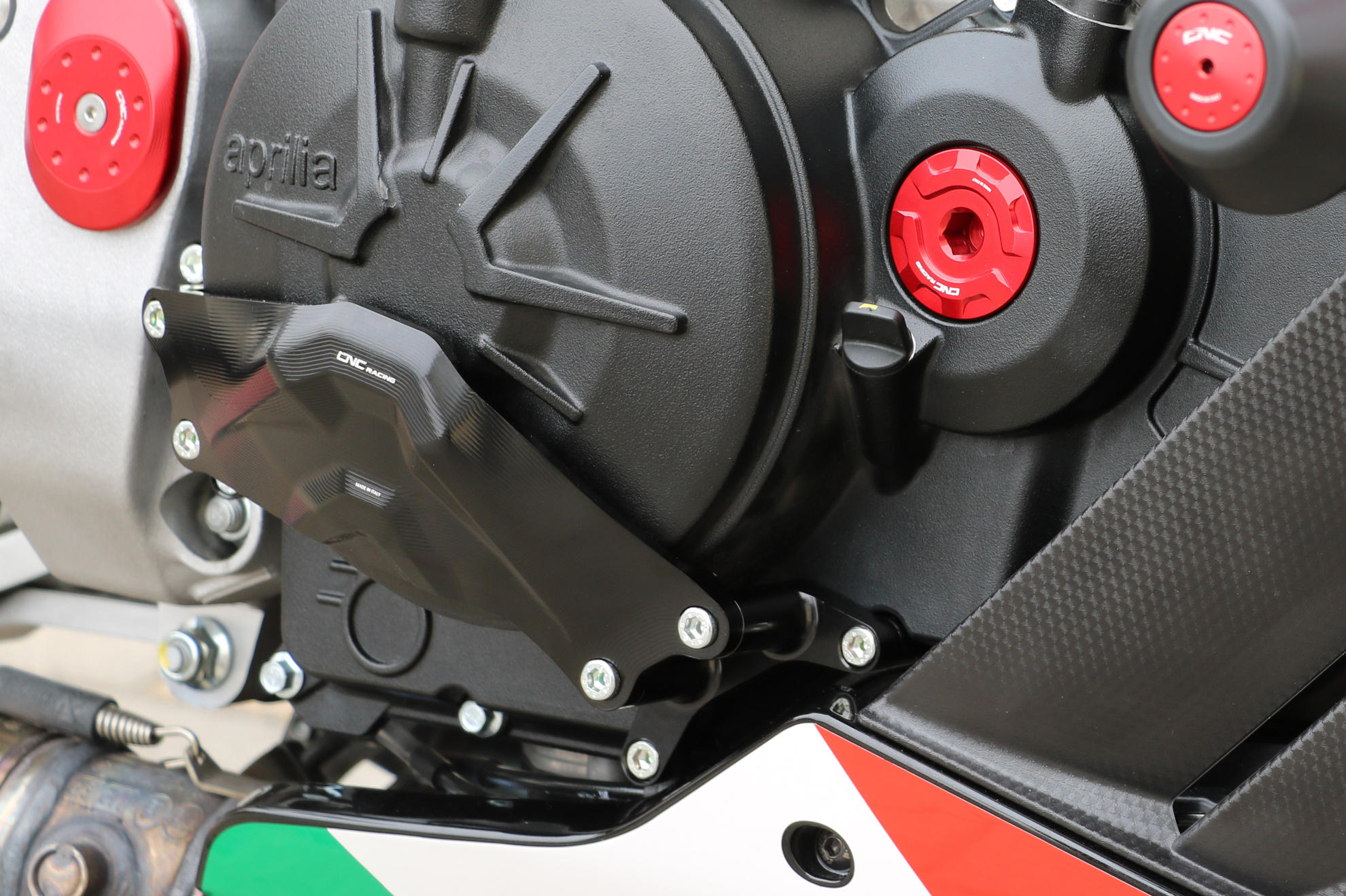 CARTER PROTEZIONE RPS FRIZIONE DX CNC RACING APRILIA RSV4 R 2009-14