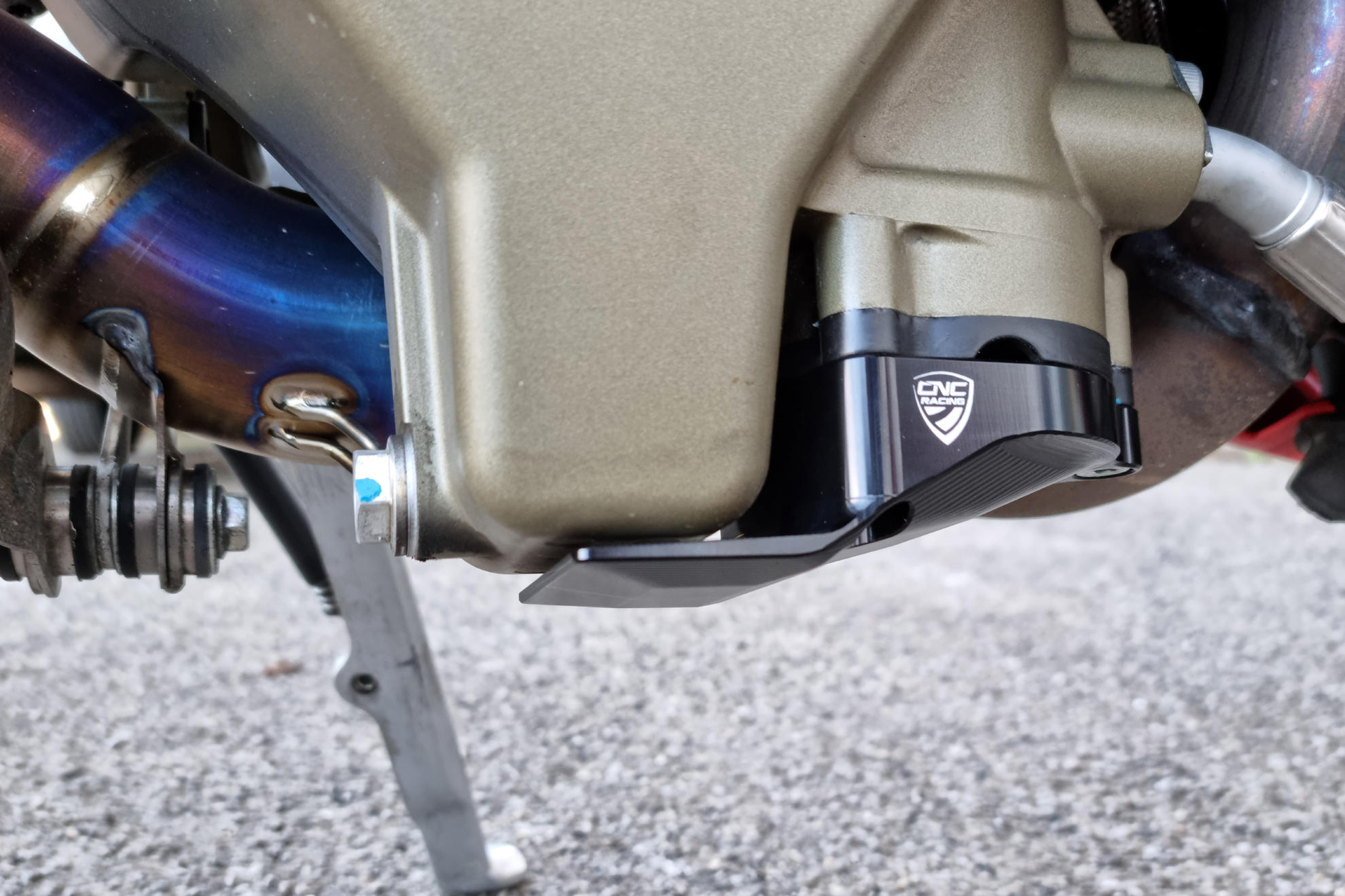 PROTEZIONE COPPA OLIO CNC RACING DUCATI PANIGALE V4 R