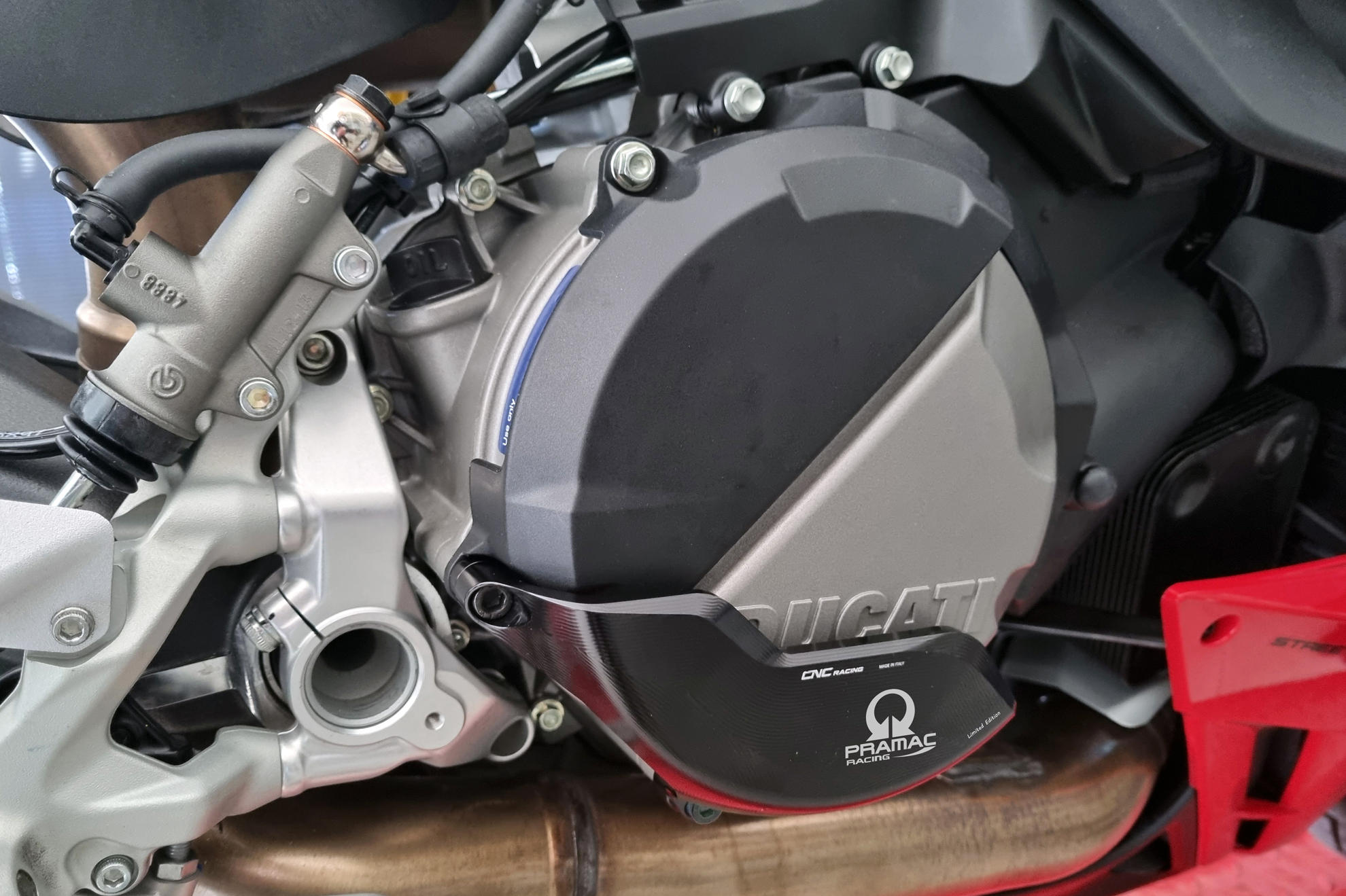 PROTEZIONE CARTER FRIZIONE PRAMAC CNC RACING DUCATI STREETFIGHTER V2