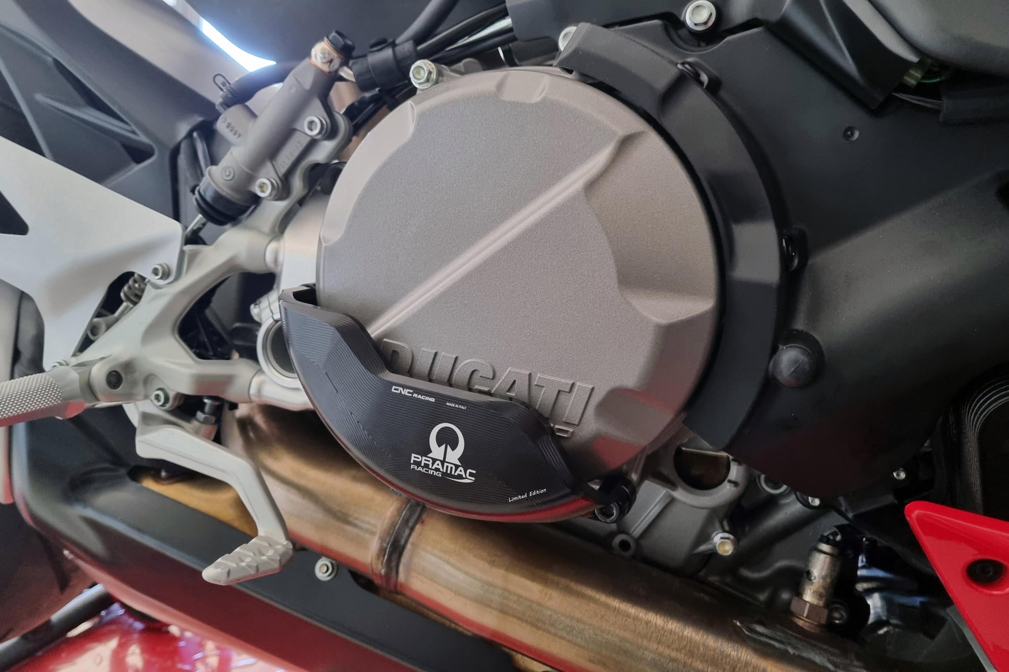 PROTEZIONE CARTER FRIZIONE PRAMAC CNC RACING DUCATI STREETFIGHTER V2