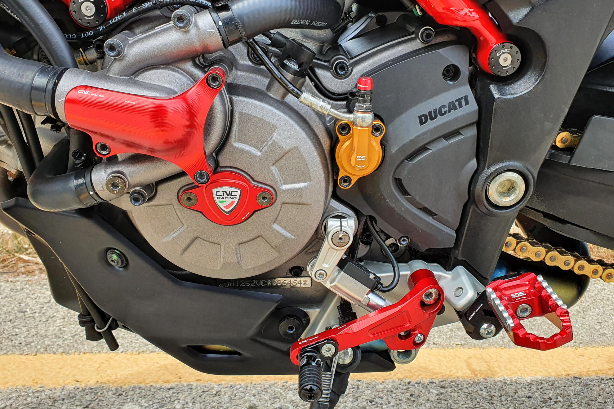 COVER ISPEZIONE FASE STICKER CNC RACING DUCATI MULTISTRADA 950 V2 S 2022-23