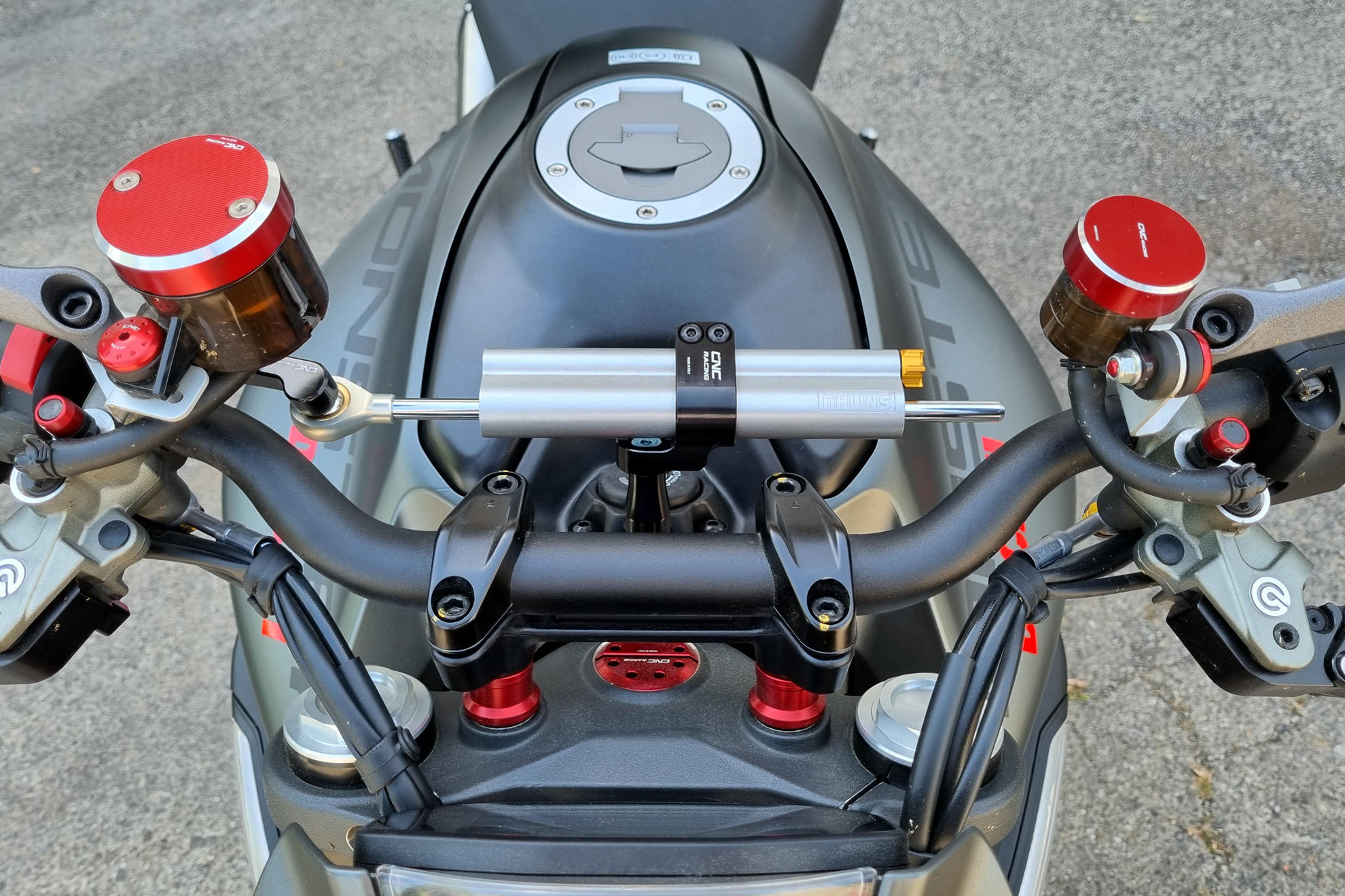 STEERING DAMPER BRACKETS BLACK CNC RACING DUCATI MONSTER 937 2021-24