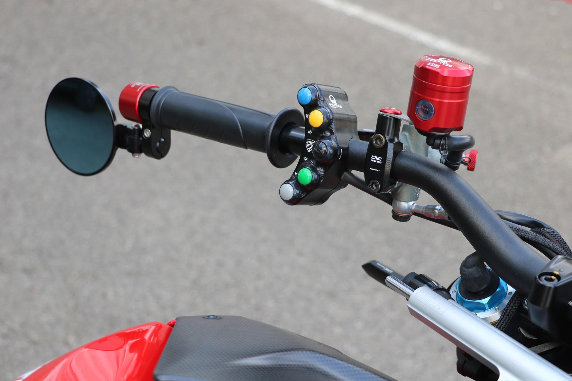 STAFFA MONTAGGIO SERBATOI FLUIDO 60MM CNC RACING