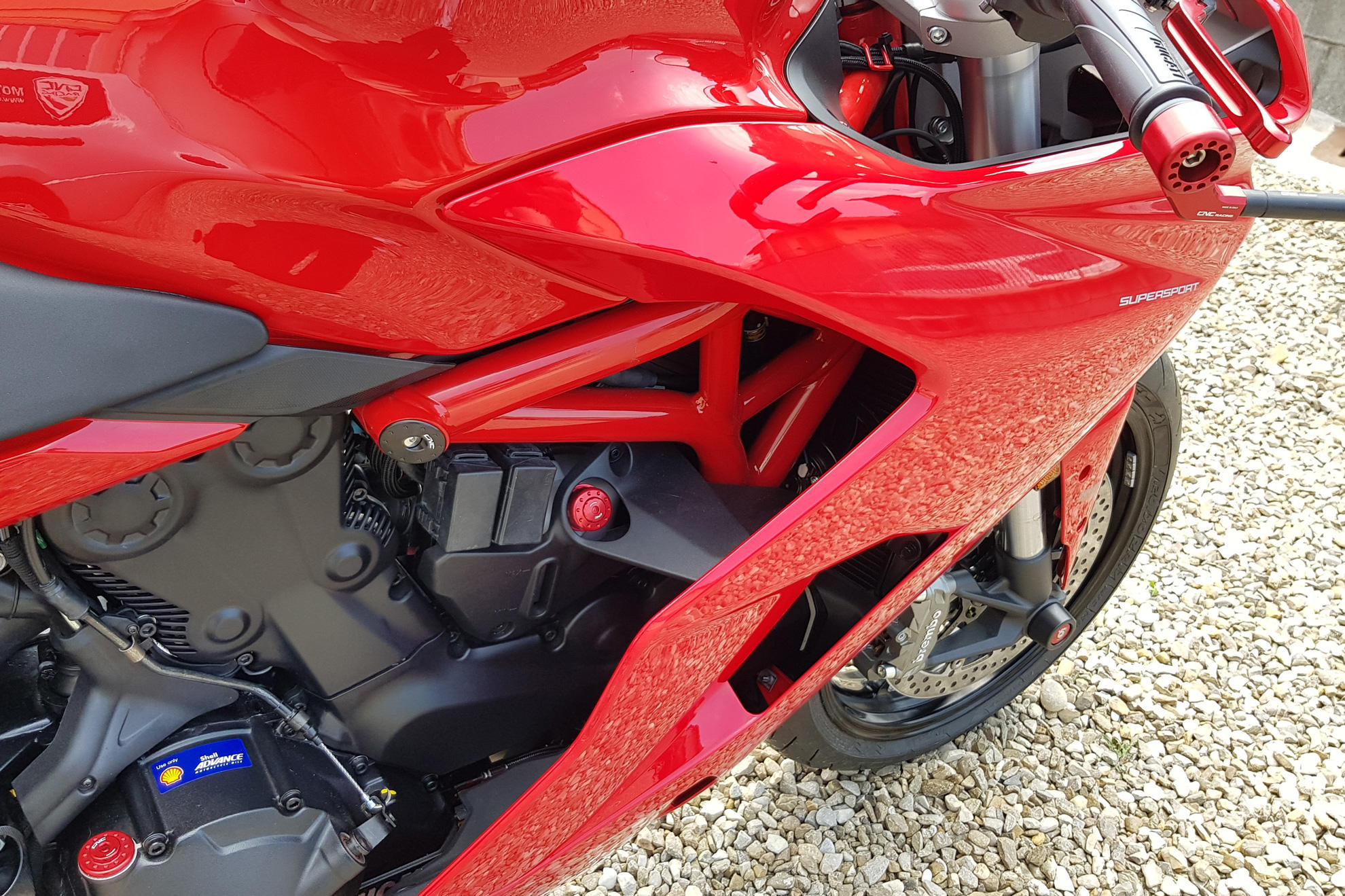 TAPPO SERBATOIO RADIATORE NERO CNC RACING DUCATI STREETFIGHTER 848