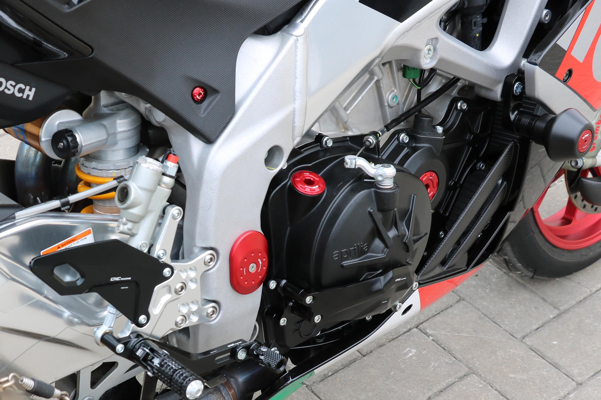 TAPPO CARICO OLIO GEAR 25X1,5 CNC RACING APRILIA TUONO V4 1100 RR 2015-20