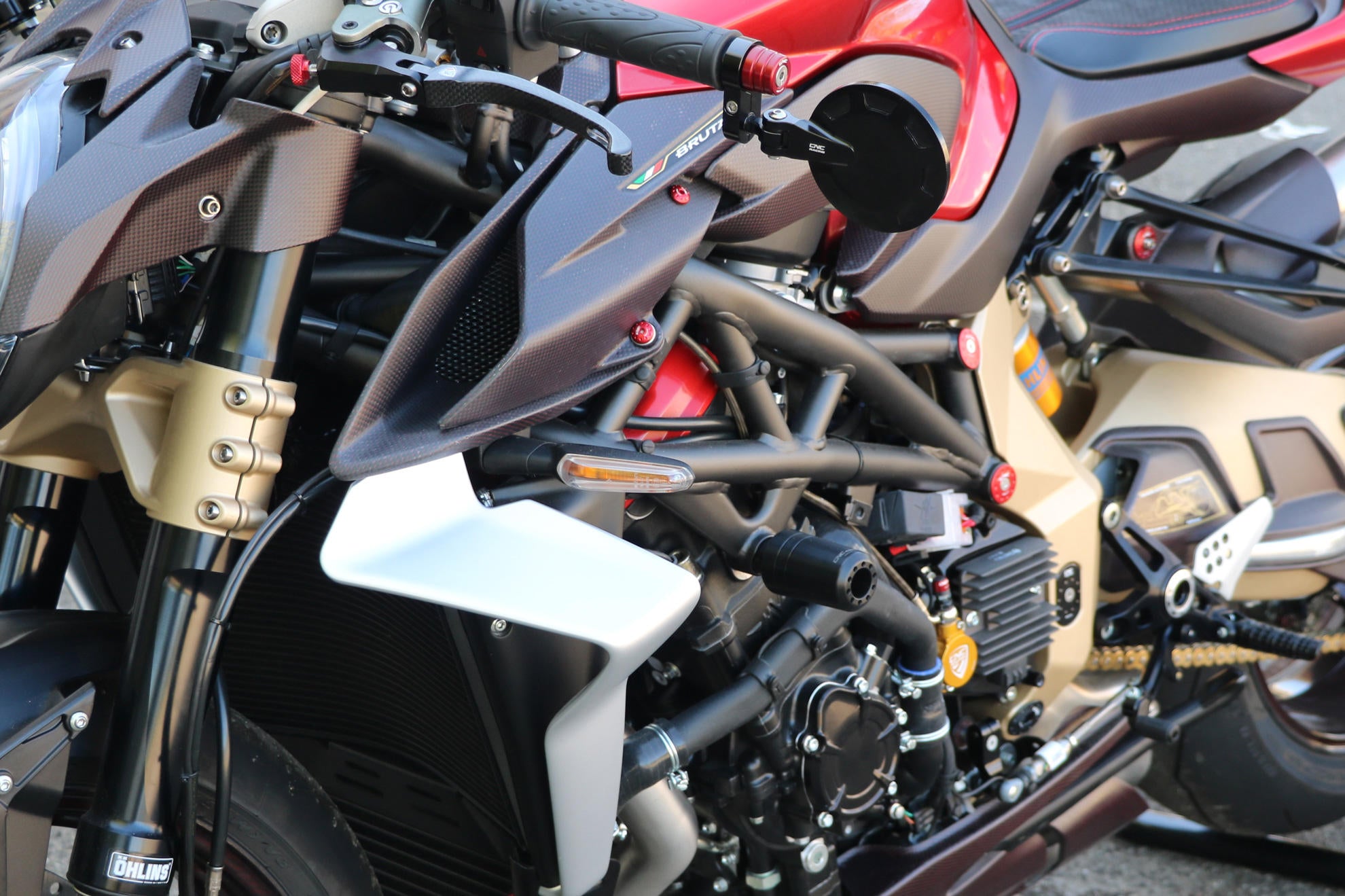 TAMPONI PROTEZIONE TELAIO CNC RACING MV AGUSTA BRUTALE 1000 NURBURGRING