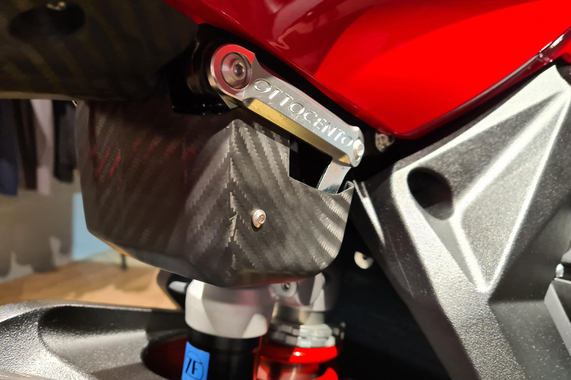 COVER CENTRALINA ABS CARBONIO CNC RACING MV AGUSTA SUPERVELOCE 800 S 2021-23