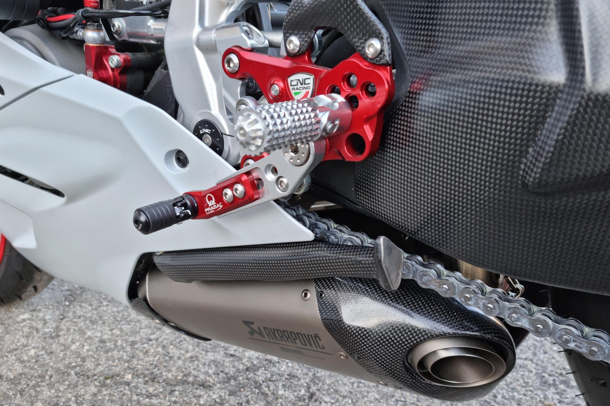 CAVALLETTO LATERALE CARBONIO OPACO CNC RACING DUCATI 959 PANIGALE