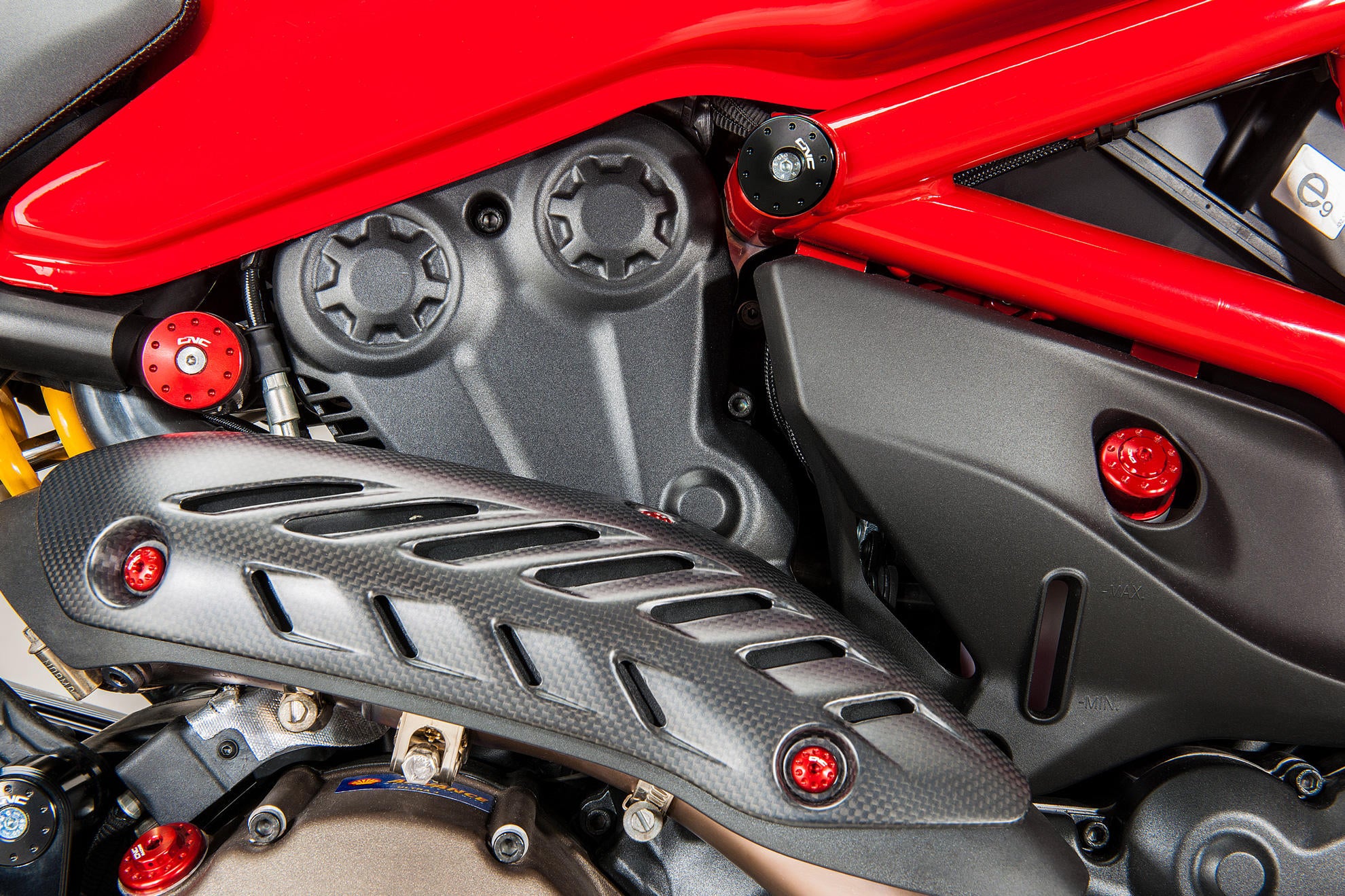 TAPPO SERBATOIO RADIATORE NERO CNC RACING DUCATI MONSTER S4R S