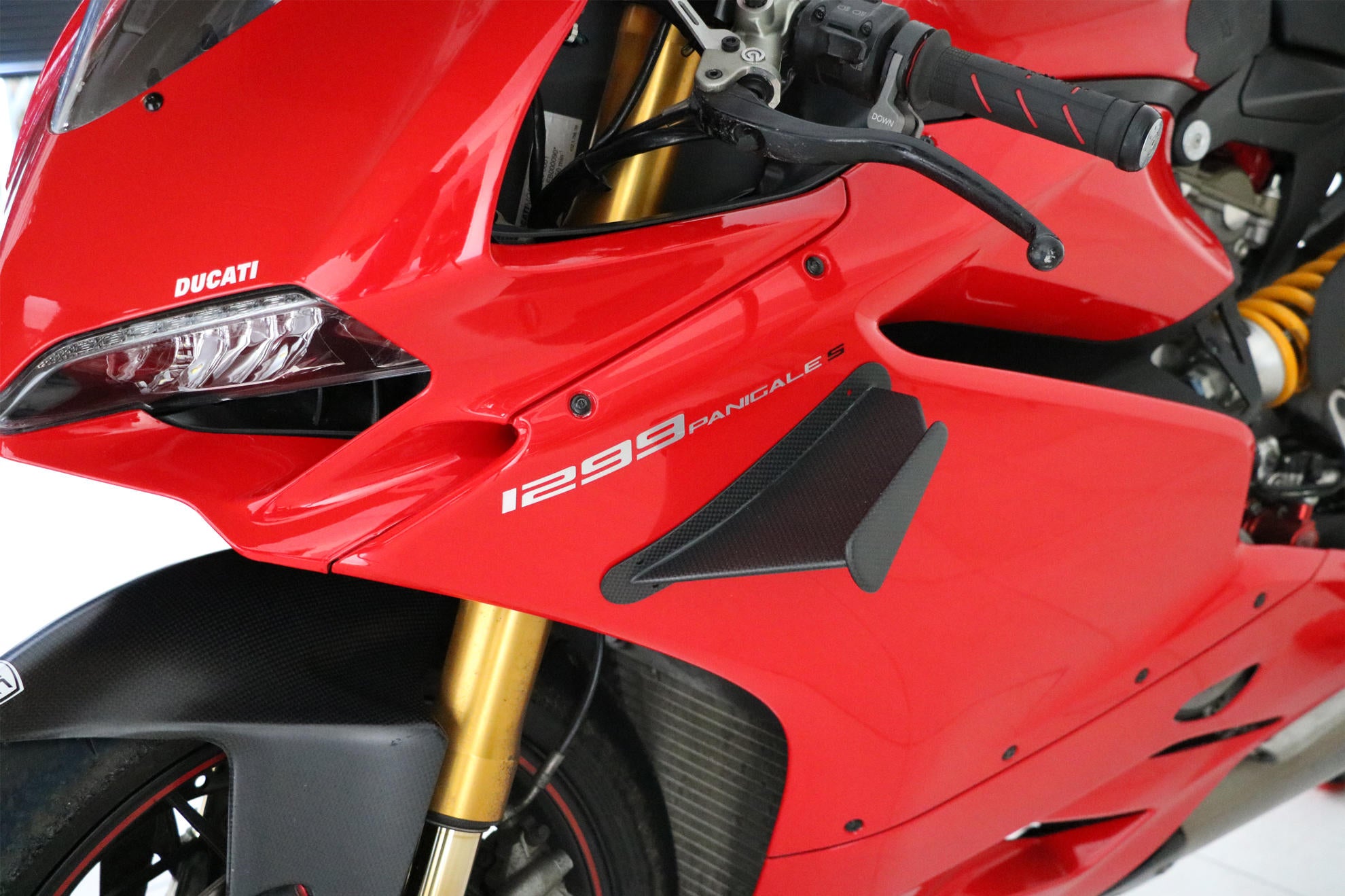 GP WINGLETS ALETTE CARBONIO LUCIDO CNC RACING DUCATI 1299 PANIGALE
