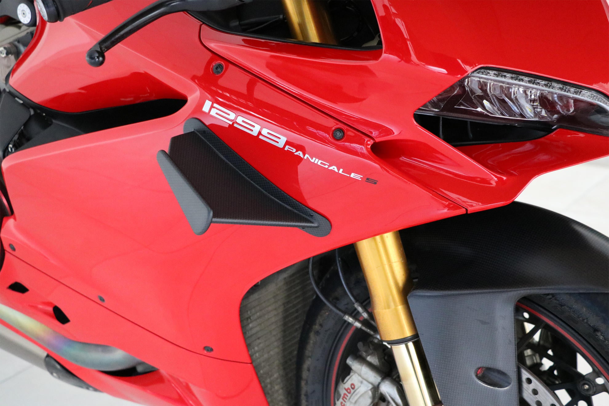 GP WINGLETS ALETTE CARBONIO LUCIDO CNC RACING DUCATI 1299 PANIGALE