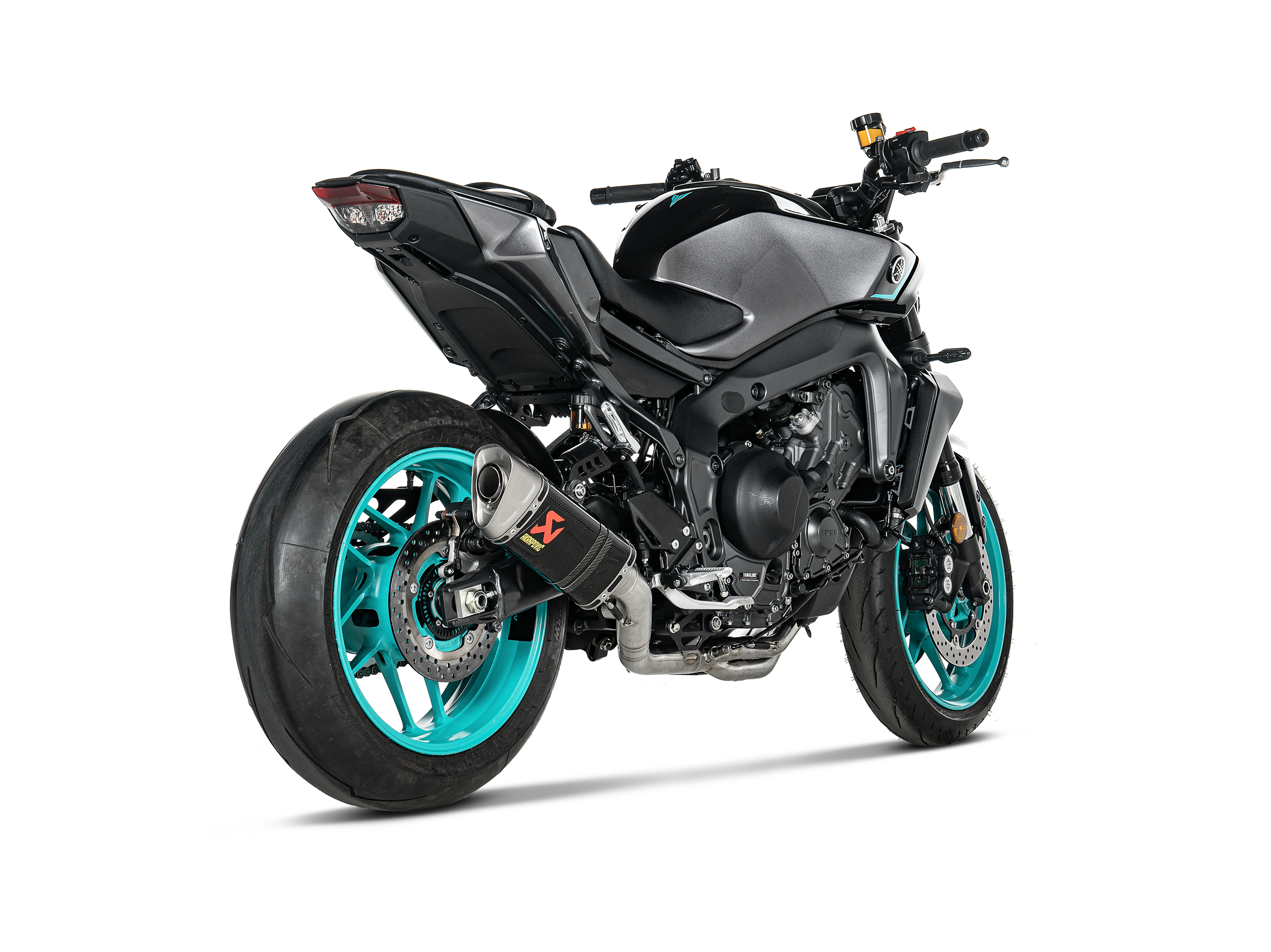 AKRAPOVIC TERMINALE CARBONIO RACING YAMAHA MT 09 / FZ 09 2024-26 - AKRAPOVIC immagine 3