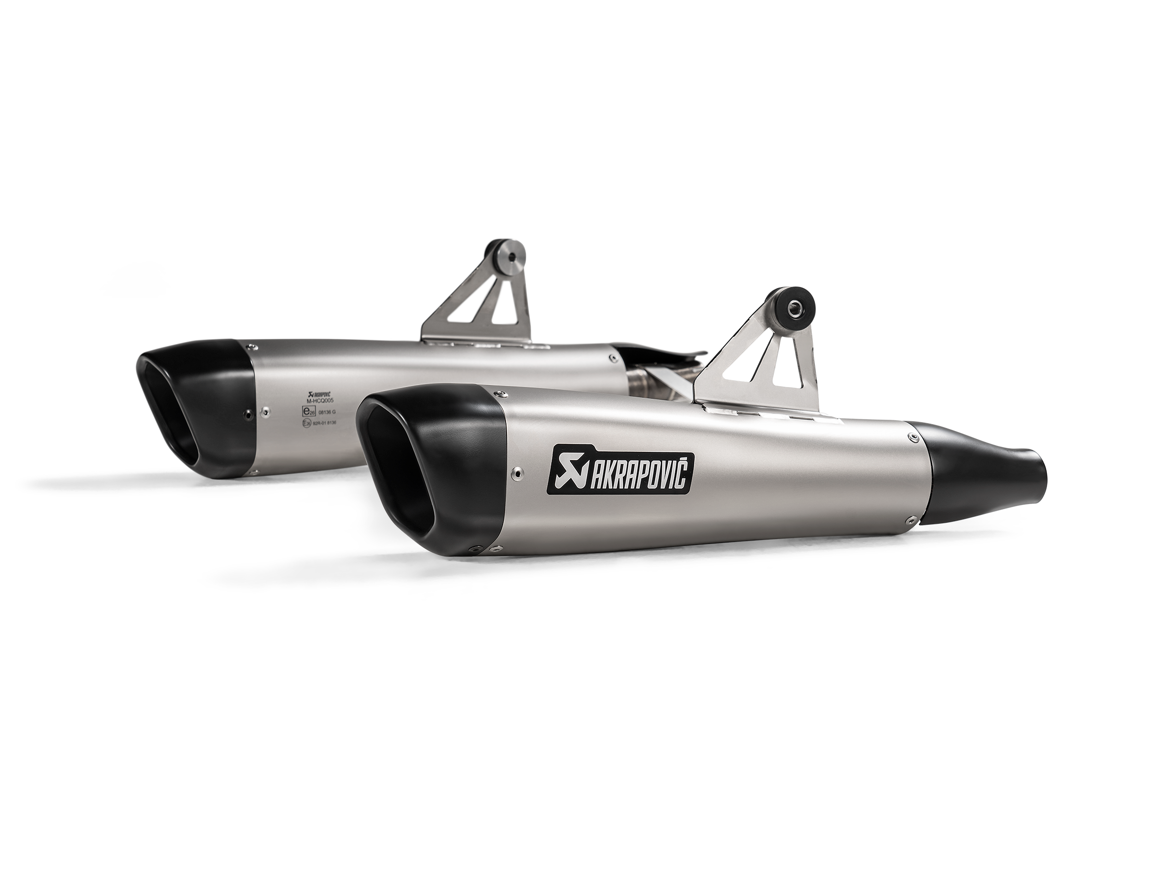 AKRAPOVIC TERMINALE TITANIO TRIUMPH BONNEVILLE T100 2016-20 - AKRAPOVIC