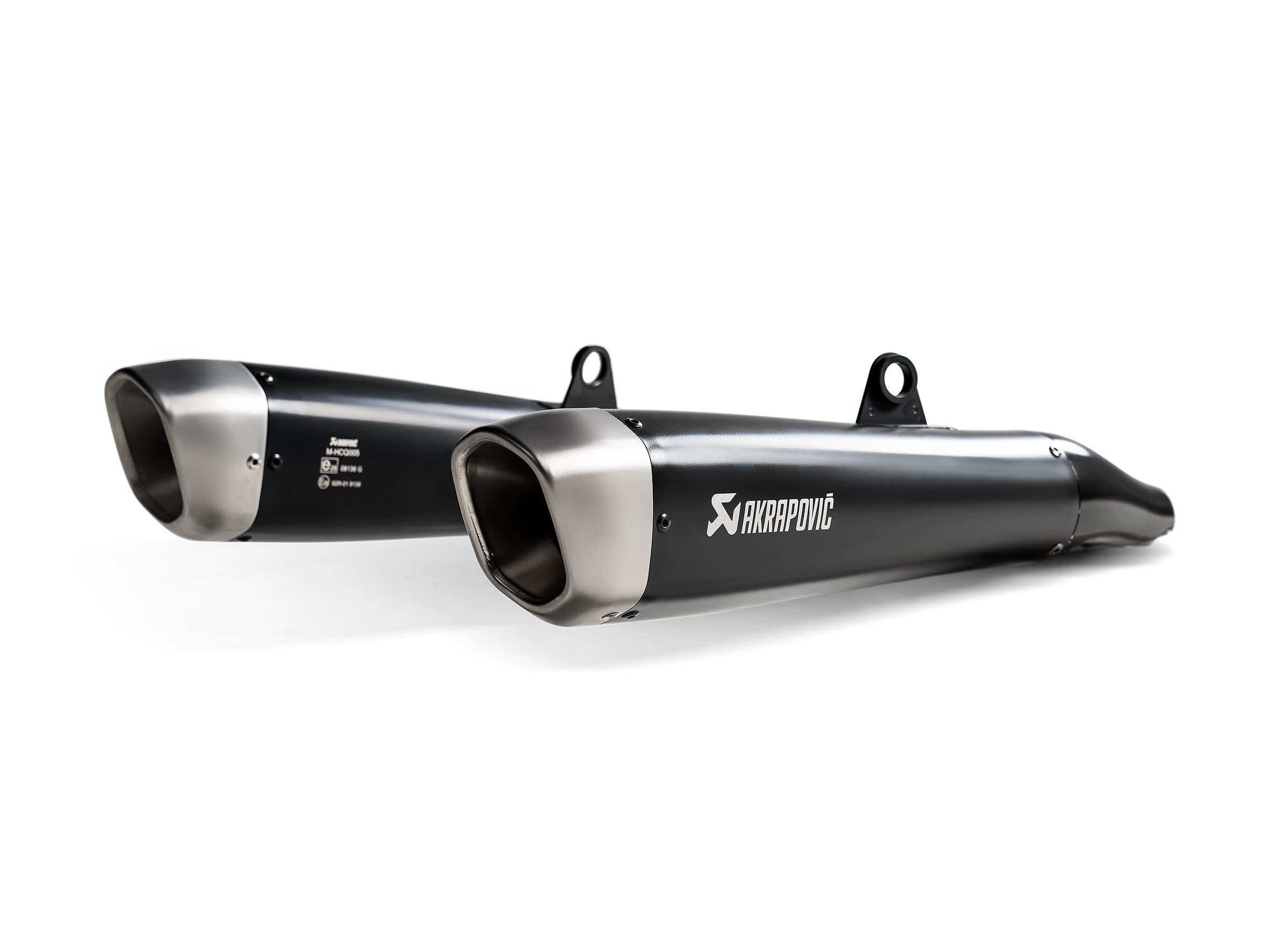 AKRAPOVIC TERMINALE TITANIO TRIUMPH STREET TWIN 2016-20 - AKRAPOVIC