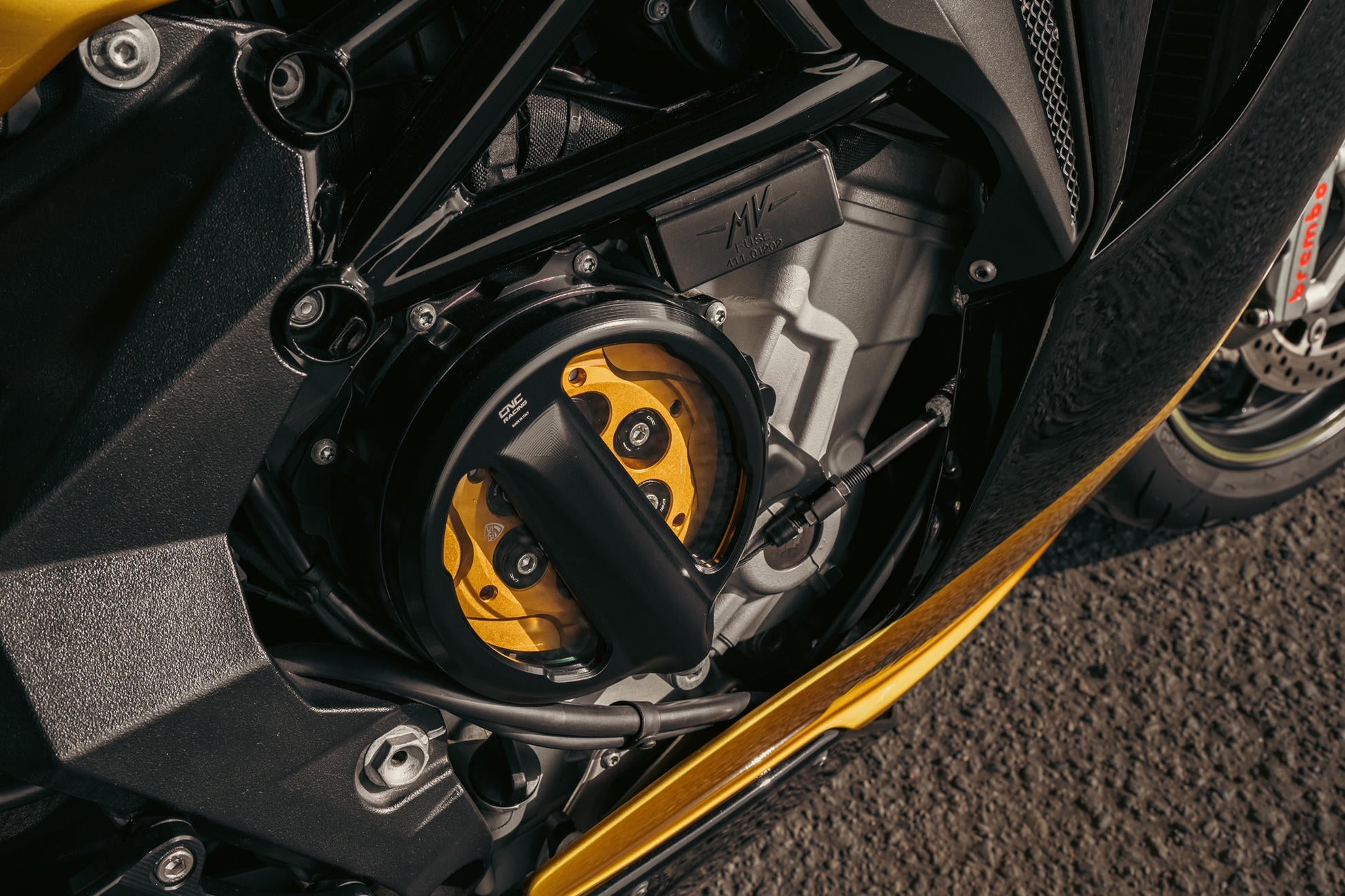 CARTER FRIZIONE TRASPARENTE COMANDO FILO CNC RACING MV AGUSTA BRUTALE 675