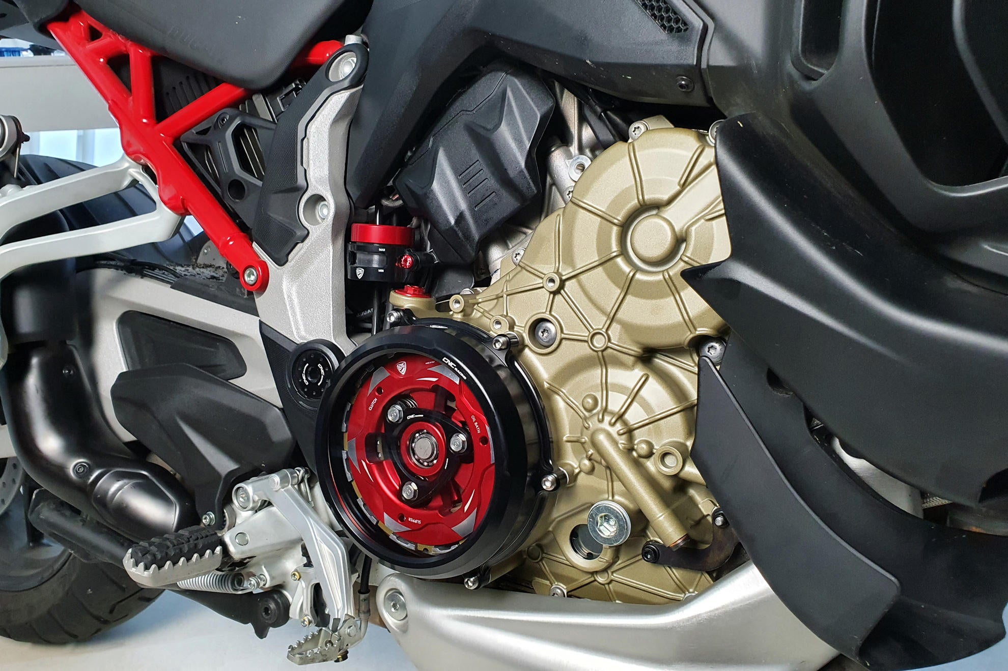 CARTER FRIZIONE TRASPARENTE KIT TRASFORMAZIONE DUCATI MULTISTRADA V4 / S
