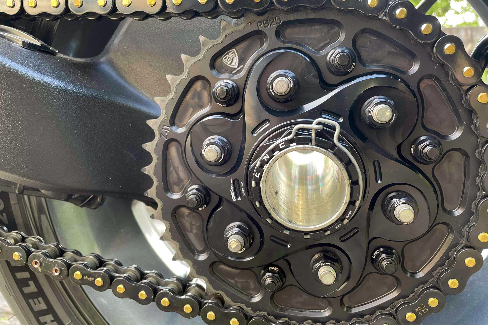Nuts sets rear sprocket flange M10X1.0 CNC RACING DUCATI 1199 PANIGALE / S / R