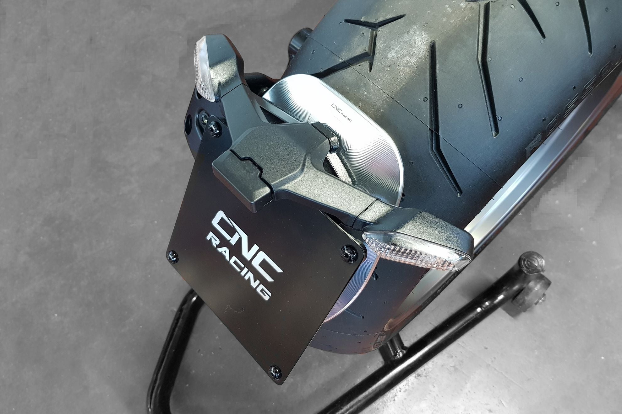 Rear wheel mudflap CNC RACING DUCATI XDIAVEL 1262 / S