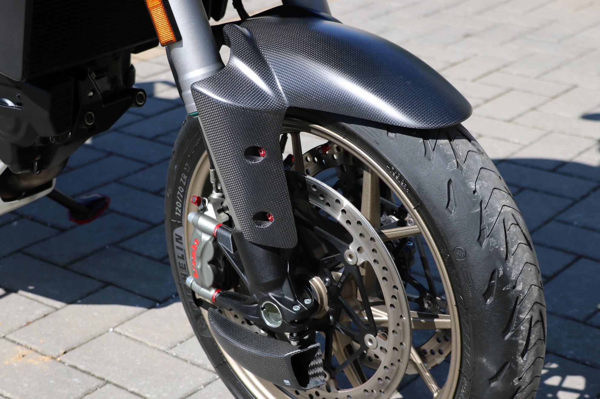 FRONT MUDGUARD MATT CARBON CNC RACING DUCATI MULTISTRADA 1200/1260 2015>