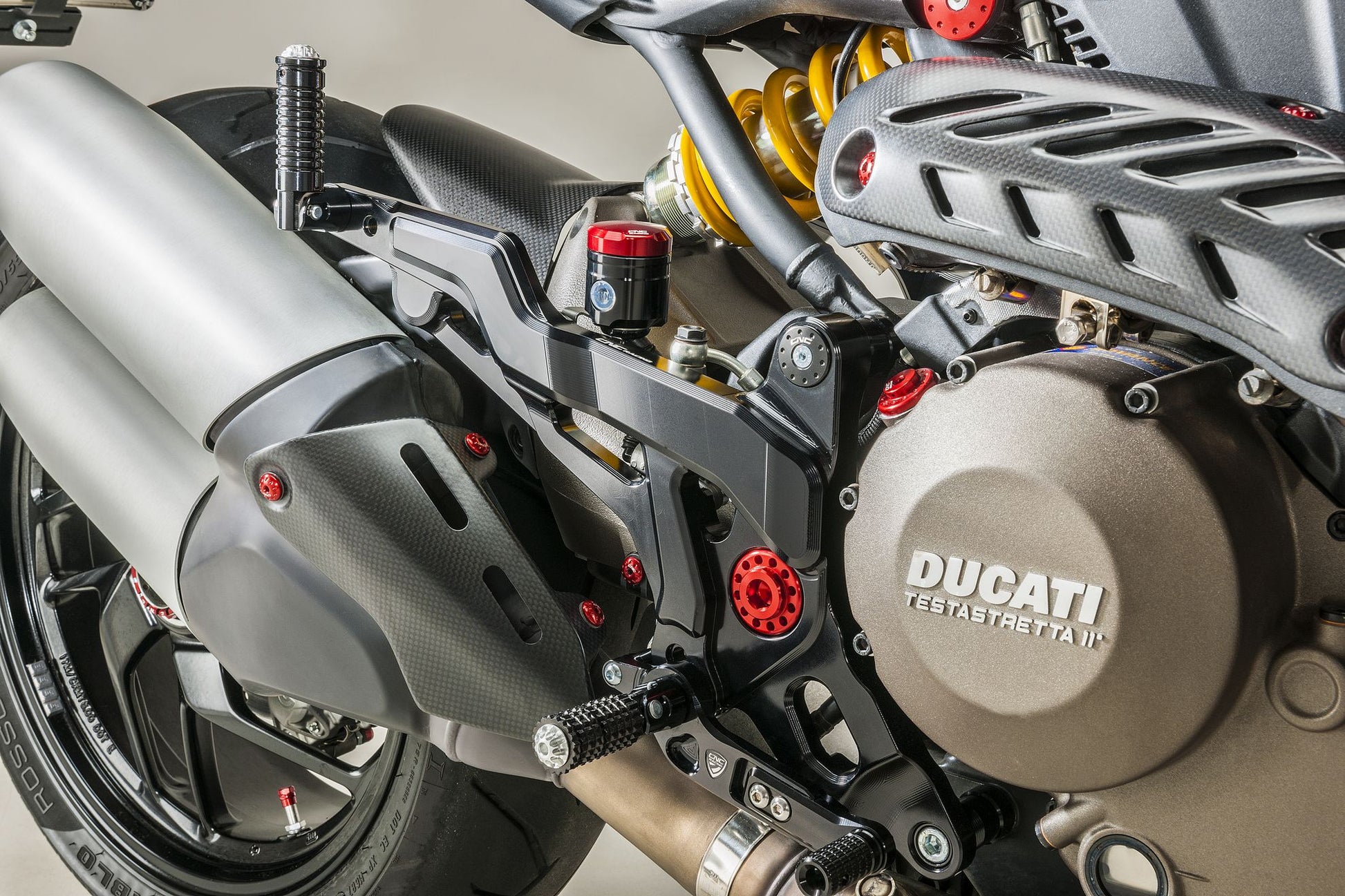 PEDANE REGOLABILI SPORT CNC RACING DUCATI MONSTER 1200 / S 2014 - 16
