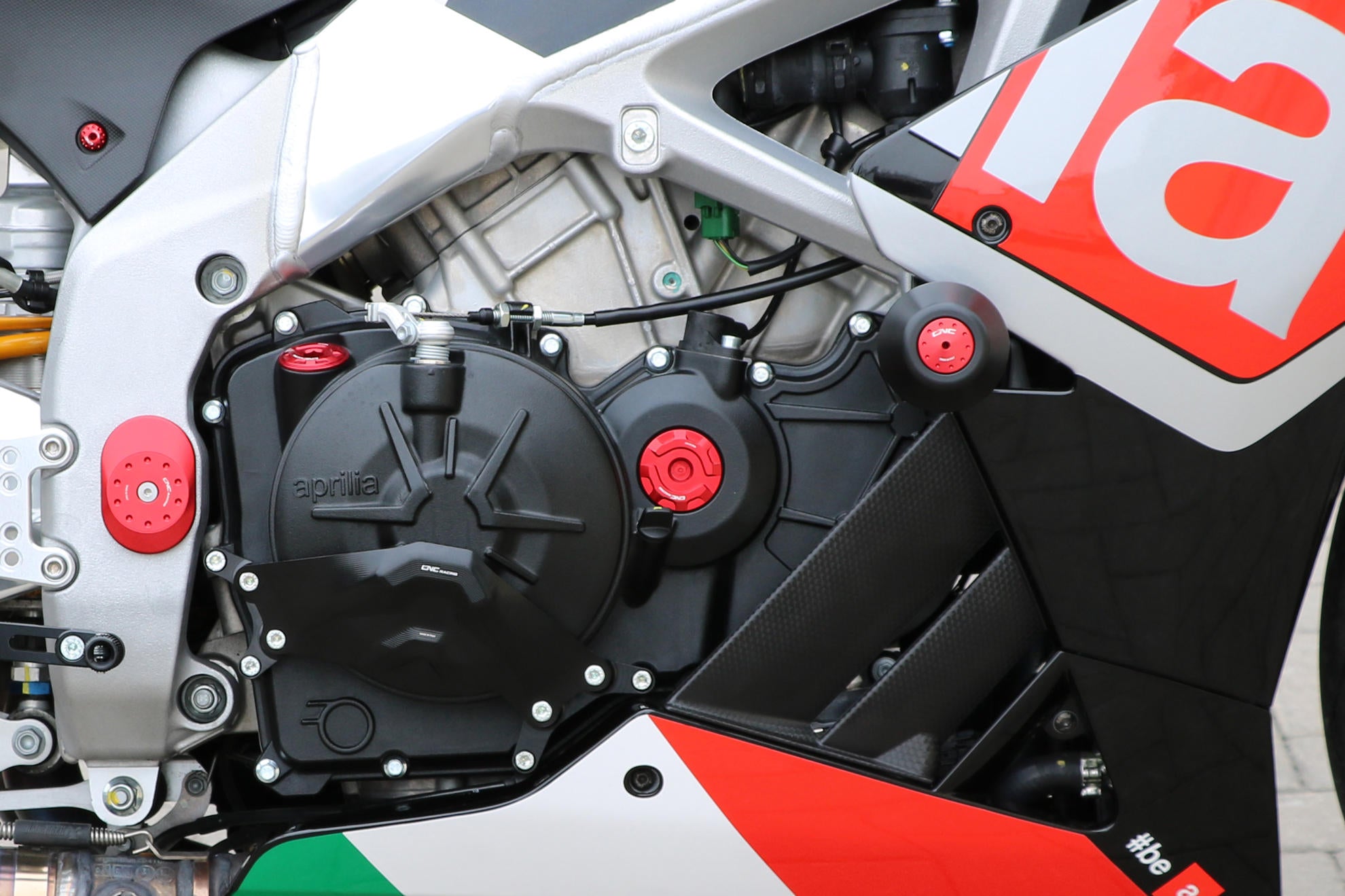 TIMING INSPECTION CAP CNC RACING APRILIA RSV4 FACTORY 2009 - 14